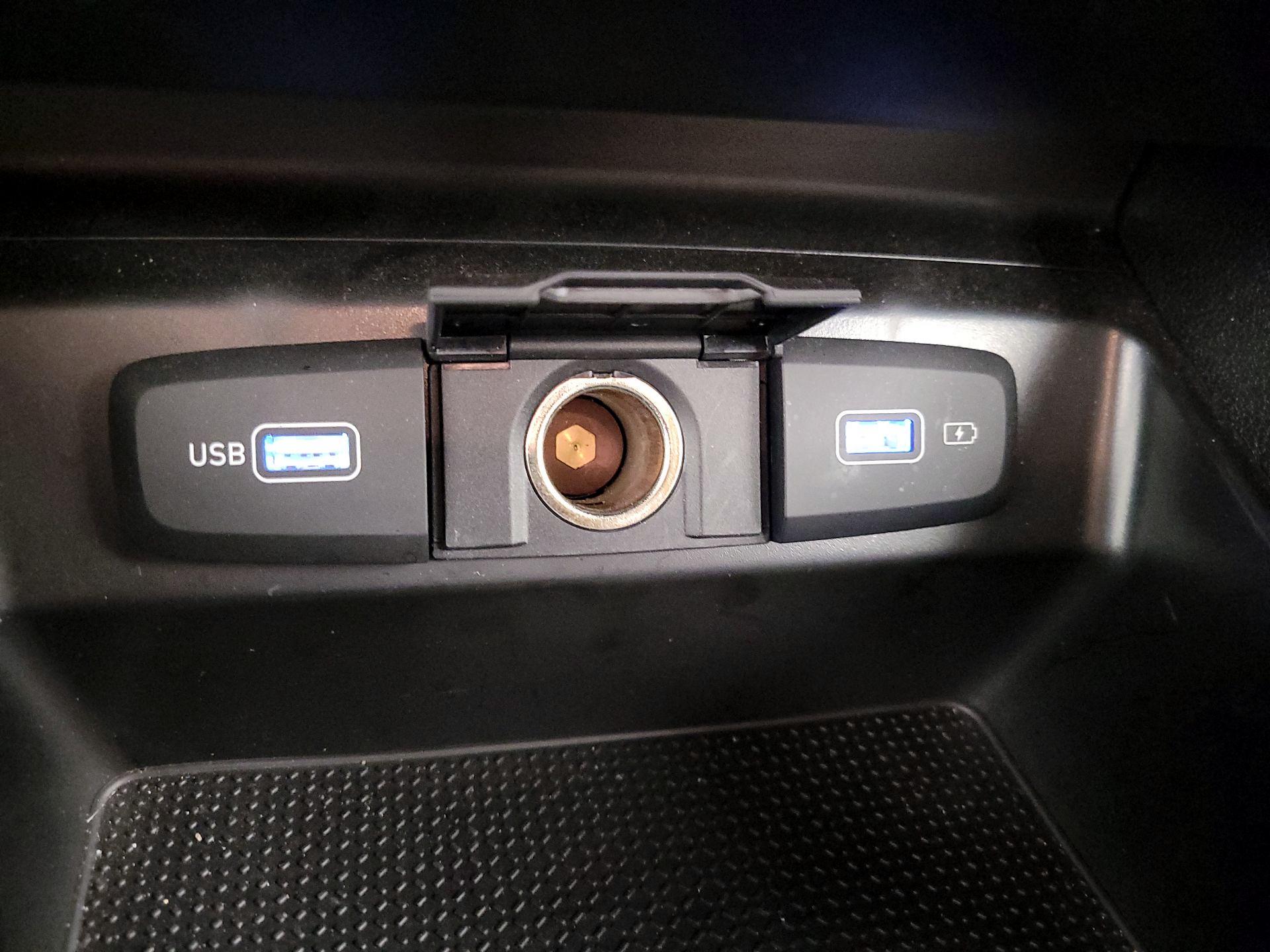 Thumbnail: 2023 Hyundai Santa Cruz - 18