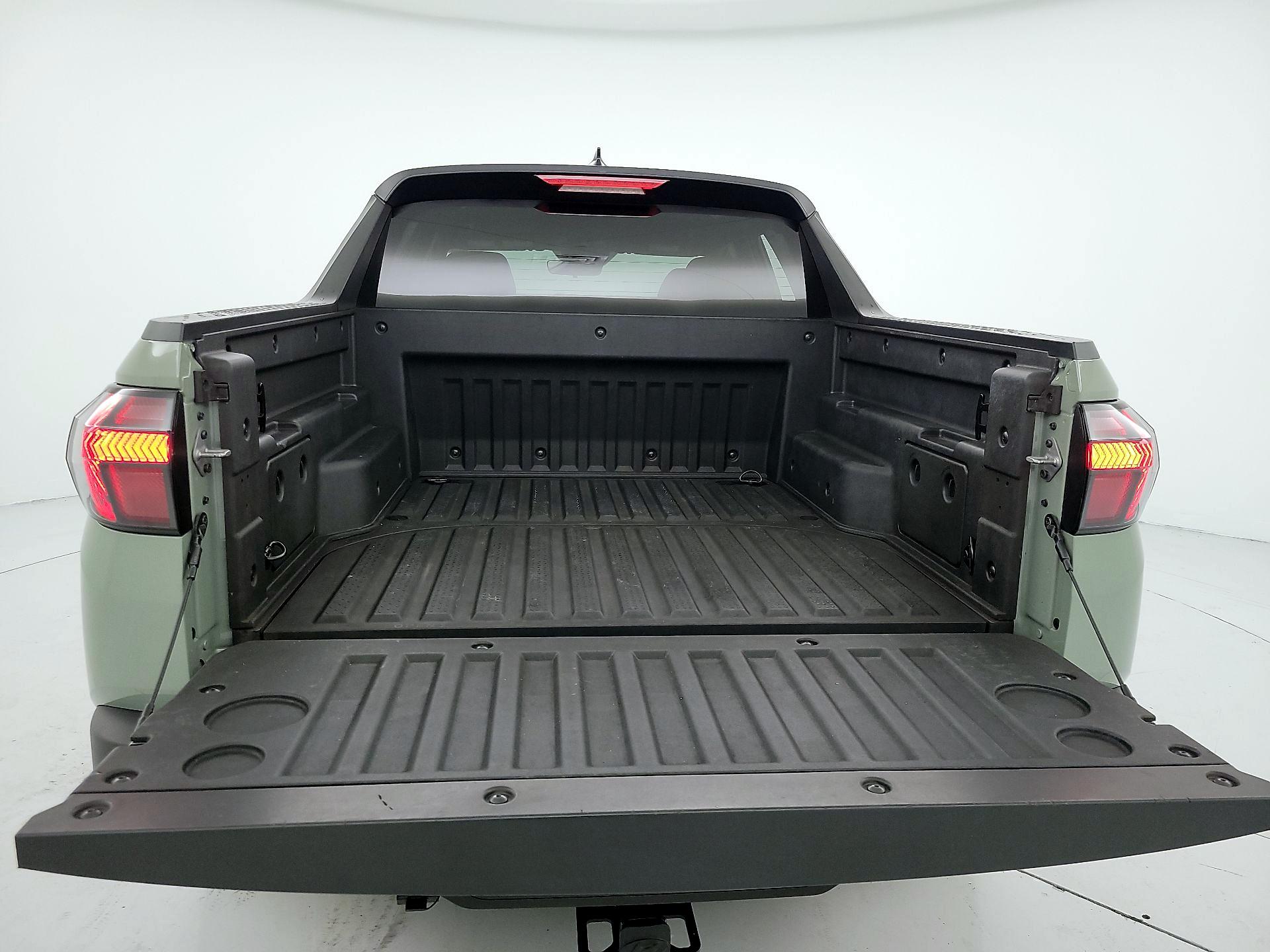 Thumbnail: 2023 Hyundai Santa Cruz - 20