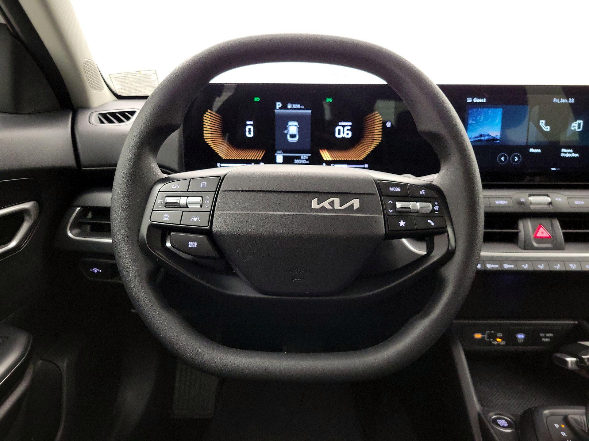 Thumbnail: 2025 Kia K4 - 10