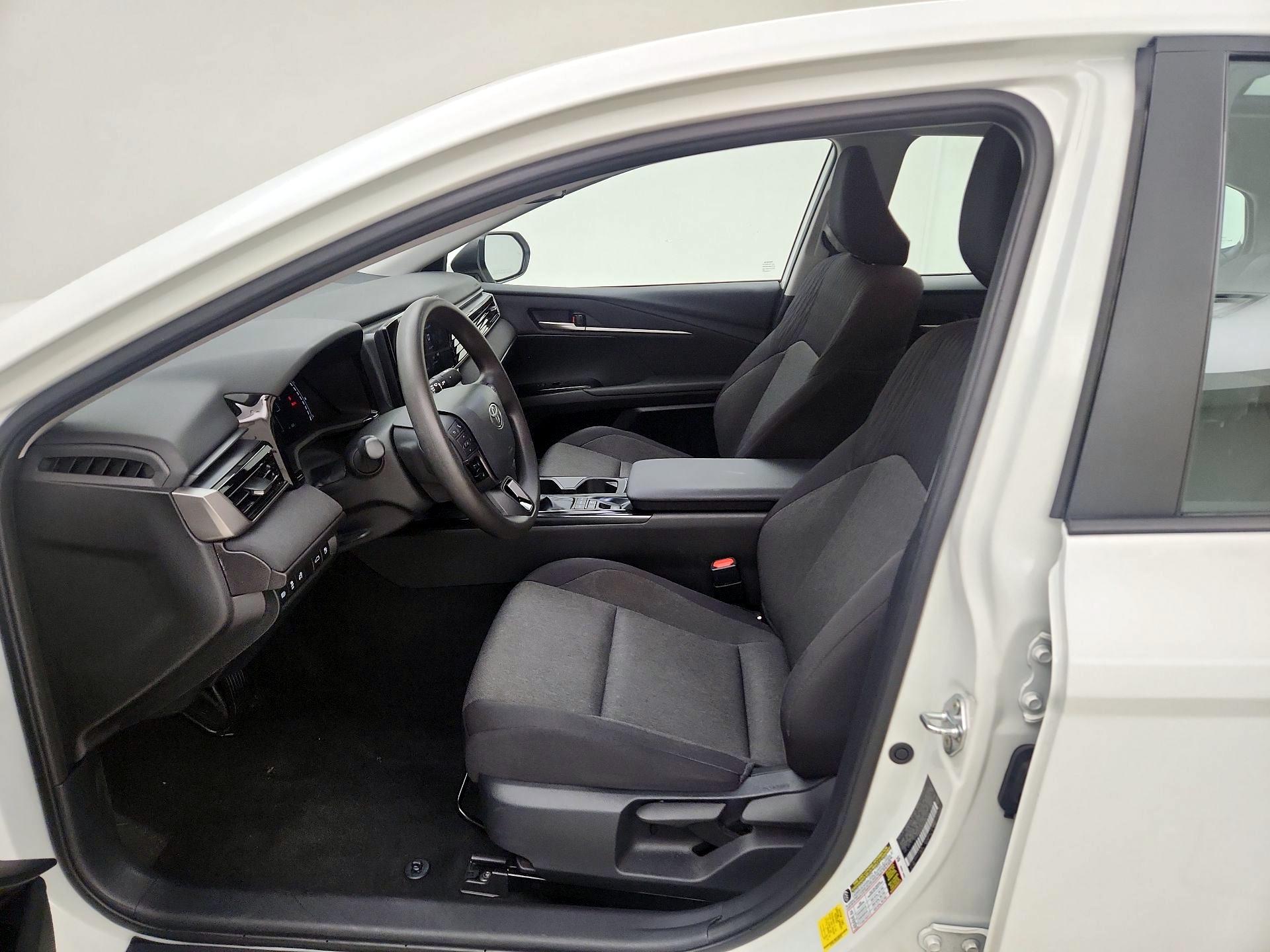 Thumbnail: 2025 Toyota Camry - 11