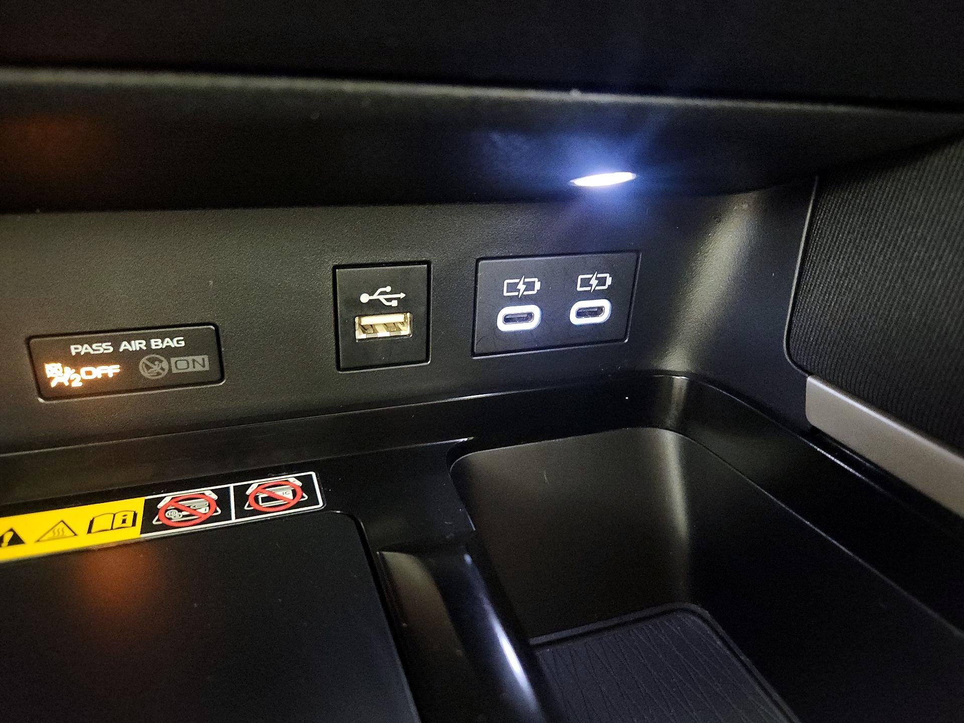 Thumbnail: 2025 Toyota Camry - 18