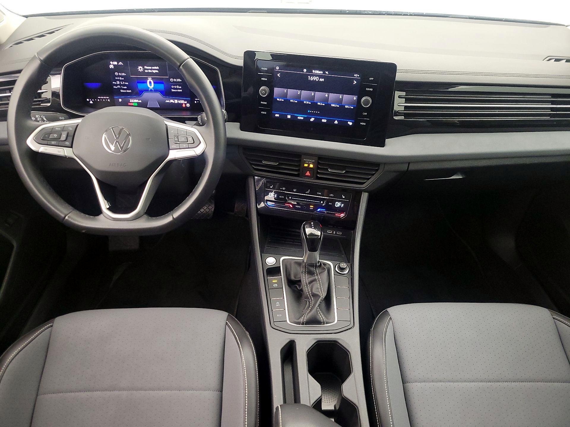 Thumbnail: 2025 Volkswagen Jetta - 9