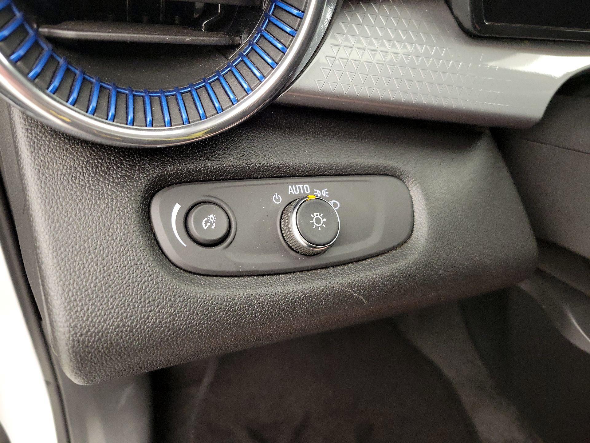 Thumbnail: 2025 Chevrolet Trax - 13