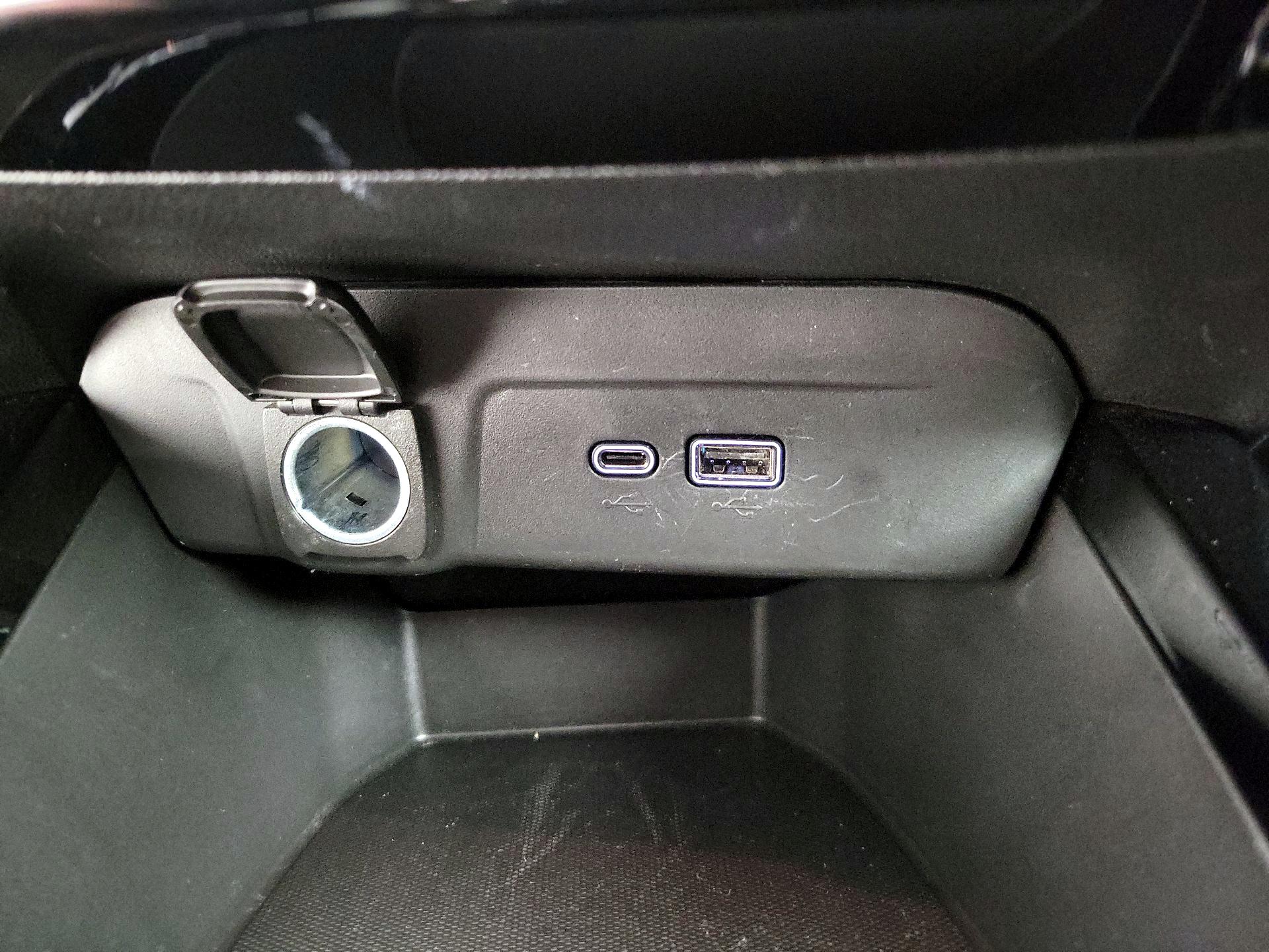 Thumbnail: 2025 Chevrolet Trax - 18