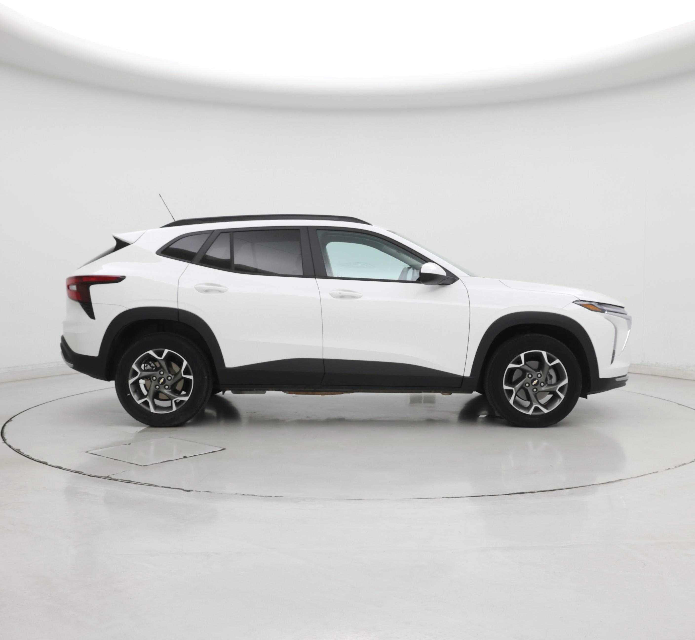 Thumbnail: 2025 Chevrolet Trax - 7