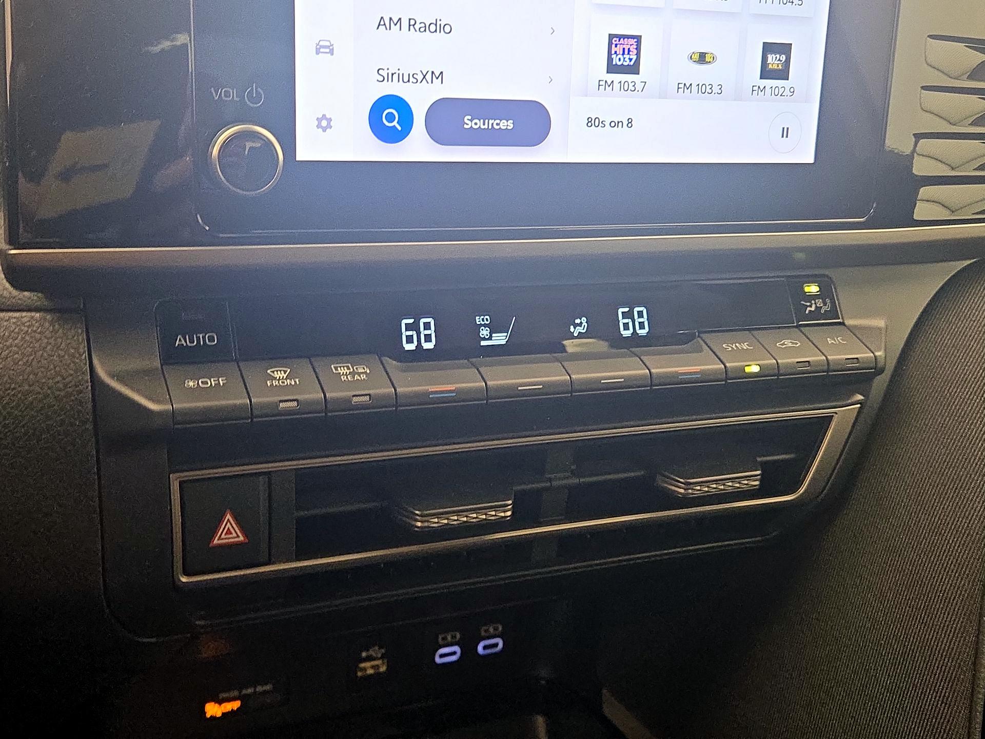 Thumbnail: 2025 Toyota Camry - 16