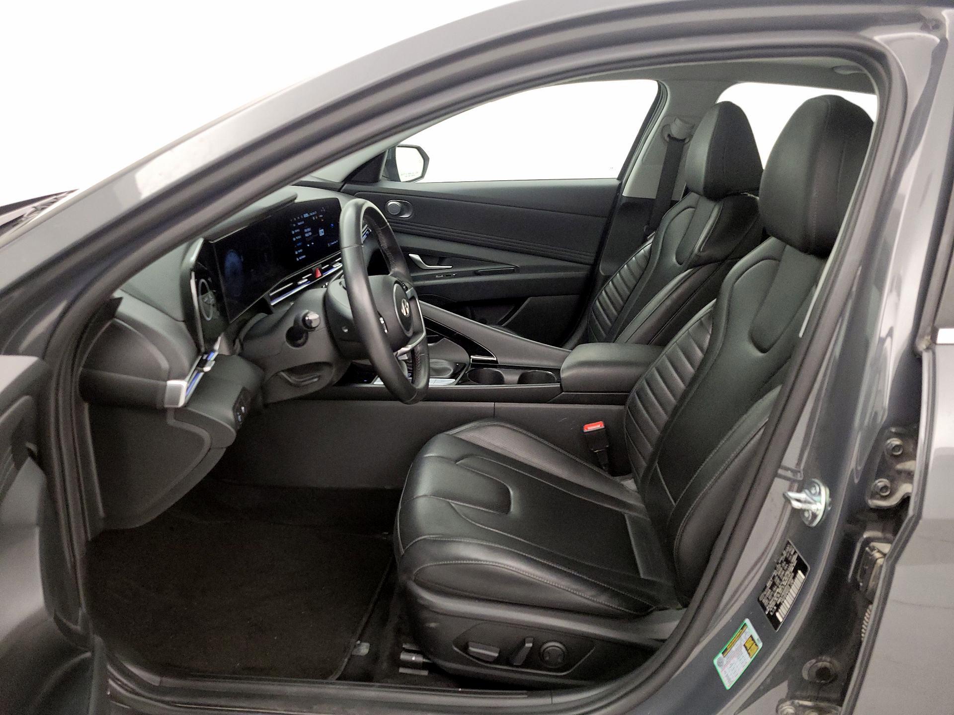 Thumbnail: 2025 Hyundai Elantra - 9