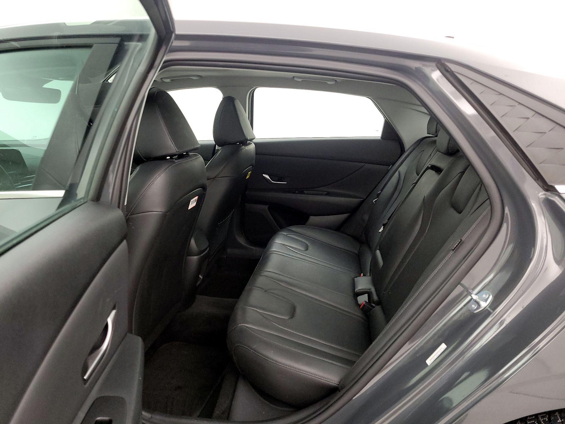 Thumbnail: 2025 Hyundai Elantra - 18