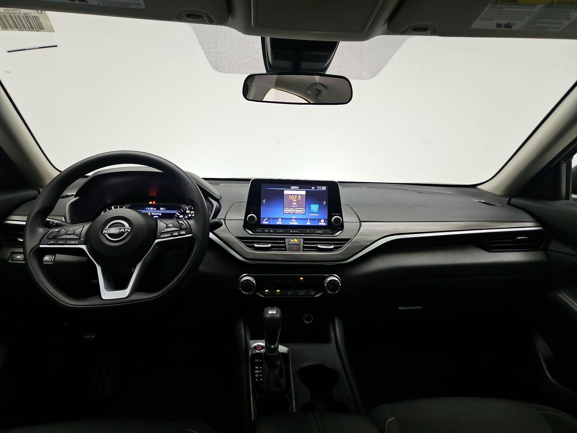 Thumbnail: 2025 Nissan Altima - 9