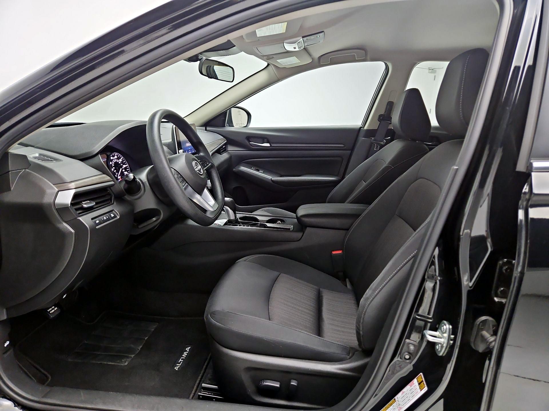 Thumbnail: 2025 Nissan Altima - 11