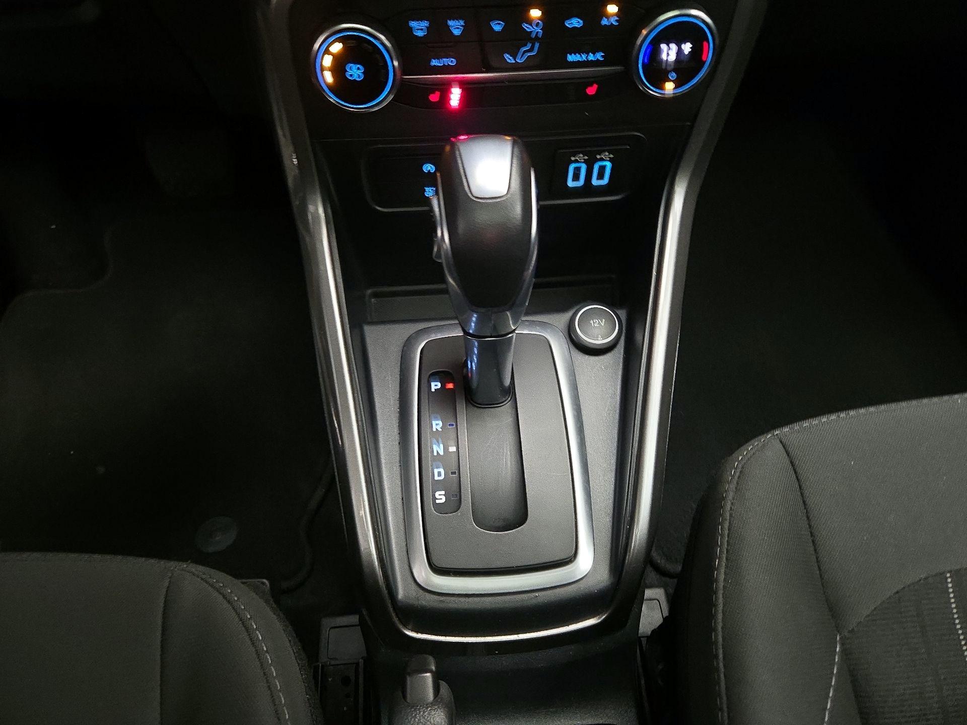 Thumbnail: 2021 Ford EcoSport - 17