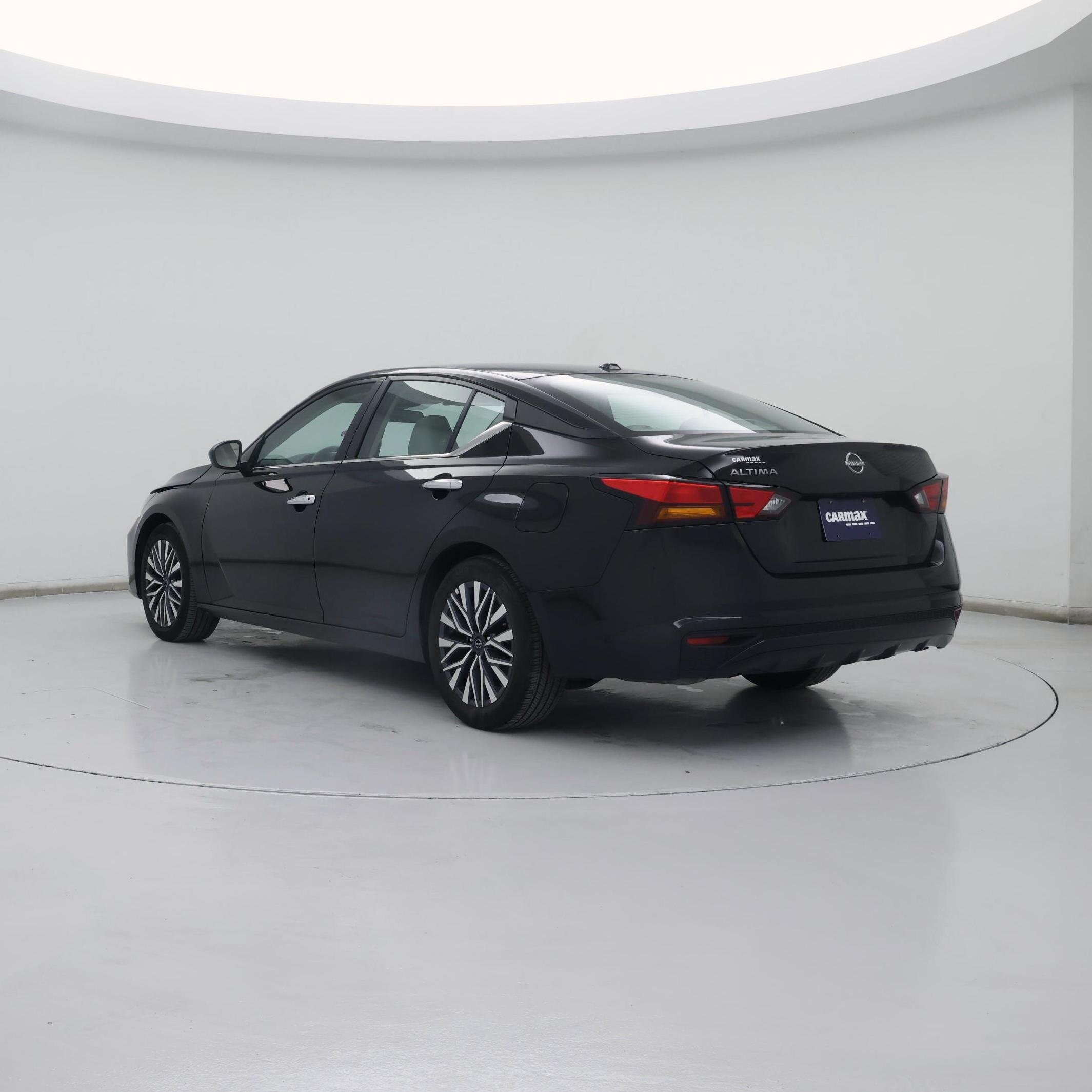 Thumbnail: 2025 Nissan Altima - 2