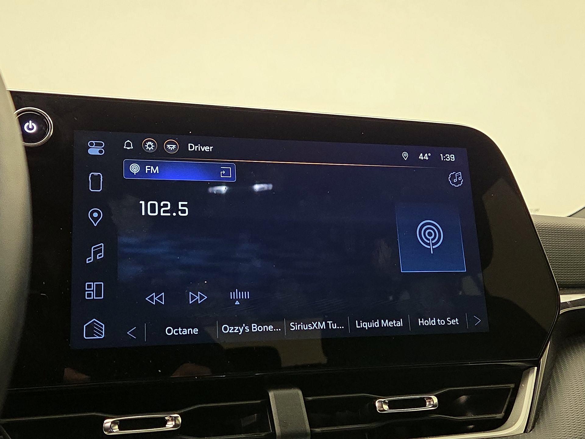 Thumbnail: 2025 Chevrolet Equinox - 15