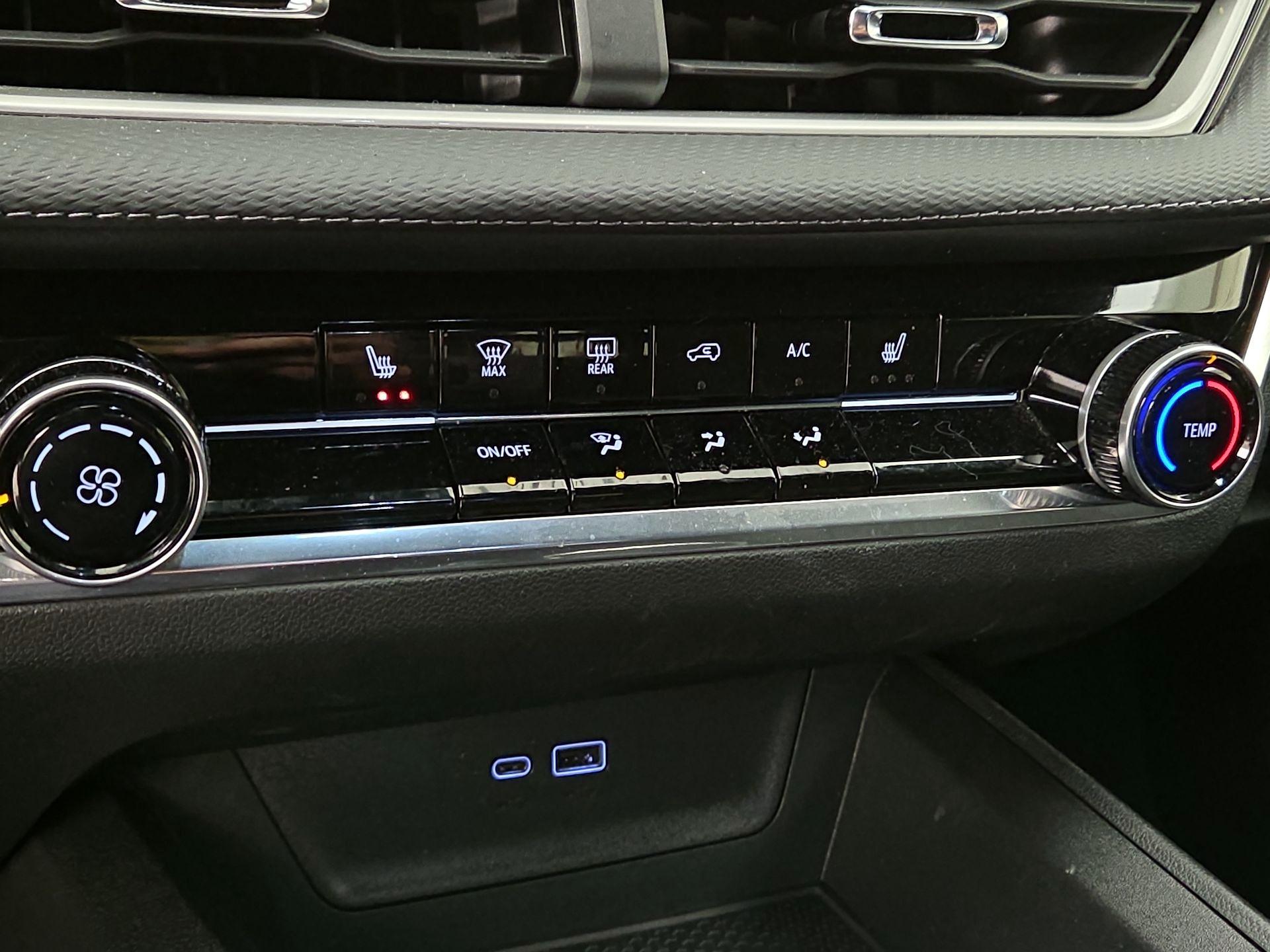 Thumbnail: 2025 Chevrolet Equinox - 16