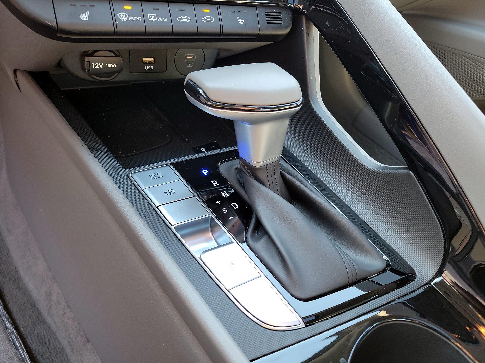 Thumbnail: 2025 Hyundai Elantra - 16