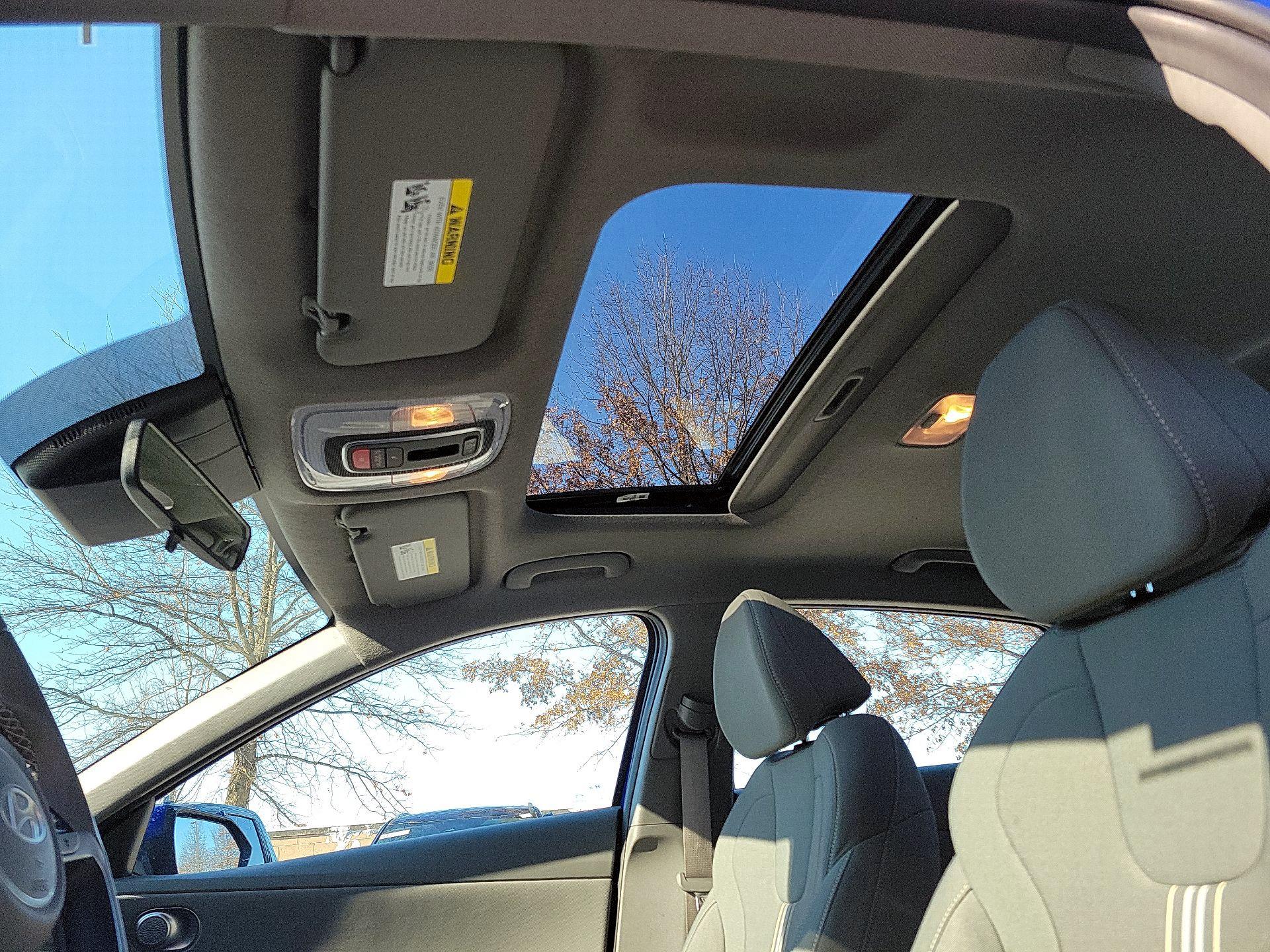 Thumbnail: 2025 Hyundai Elantra - 18