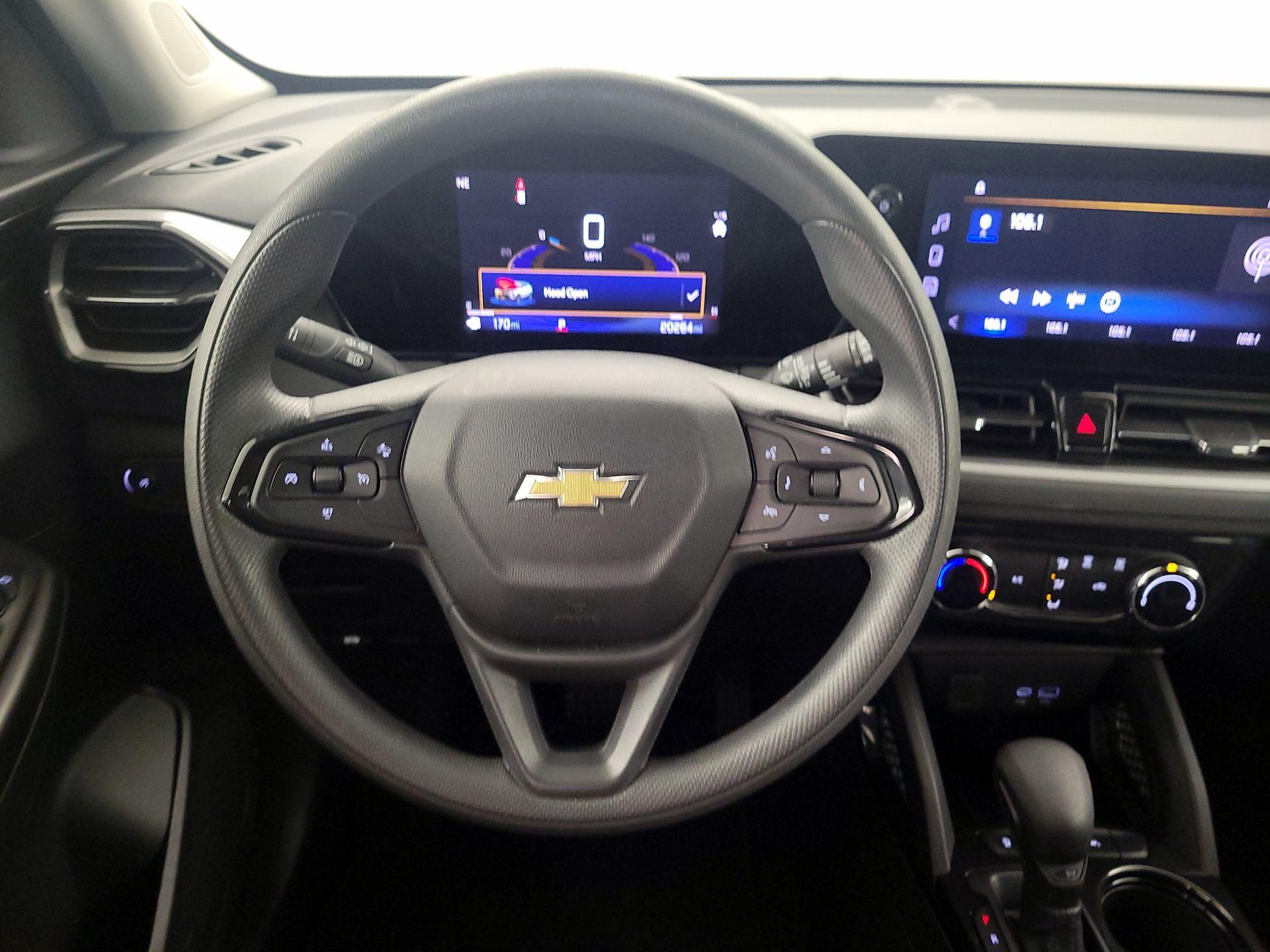 Thumbnail: 2025 Chevrolet TrailBlazer - 10