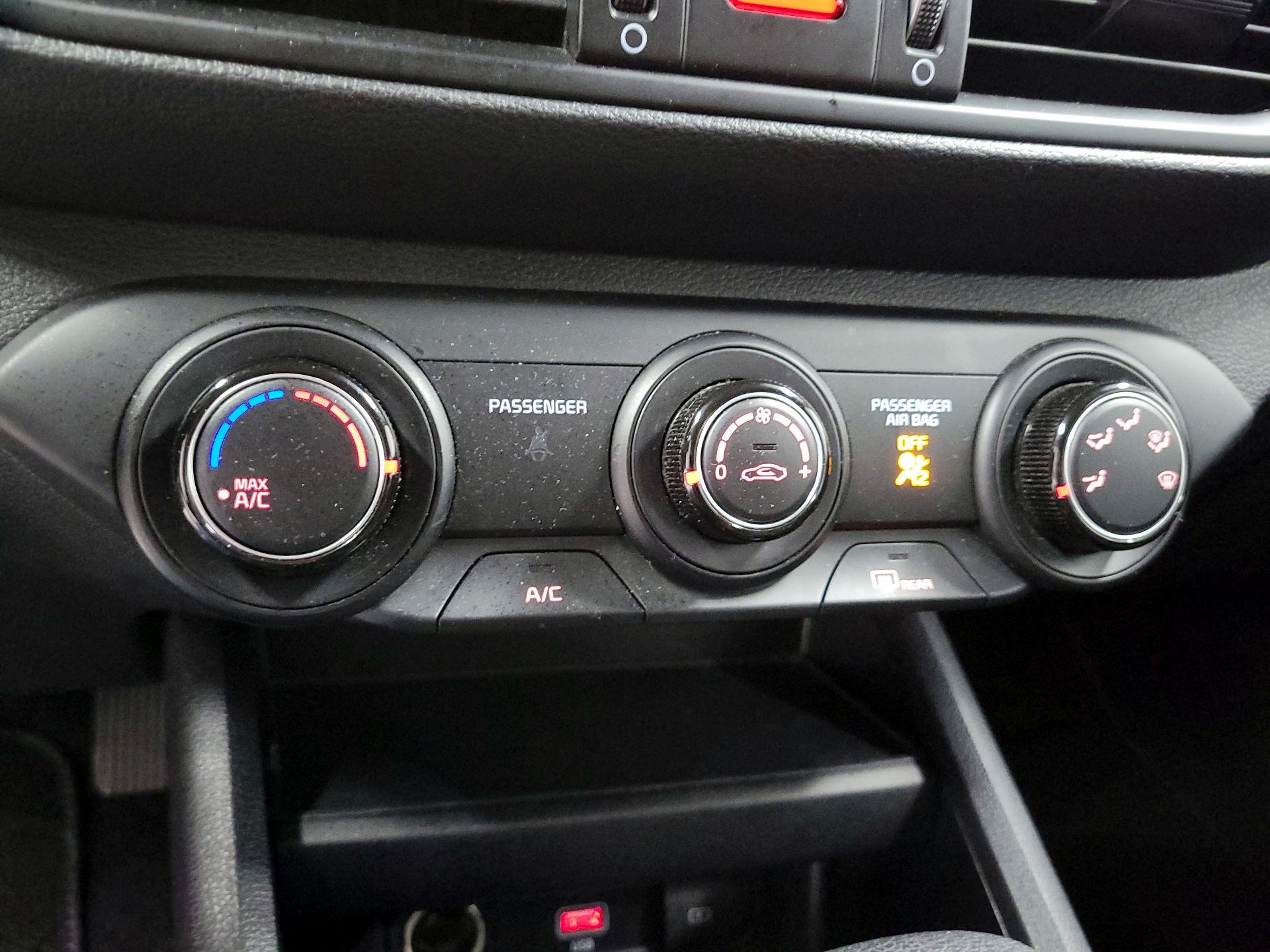 Thumbnail: 2024 Kia Forte - 14