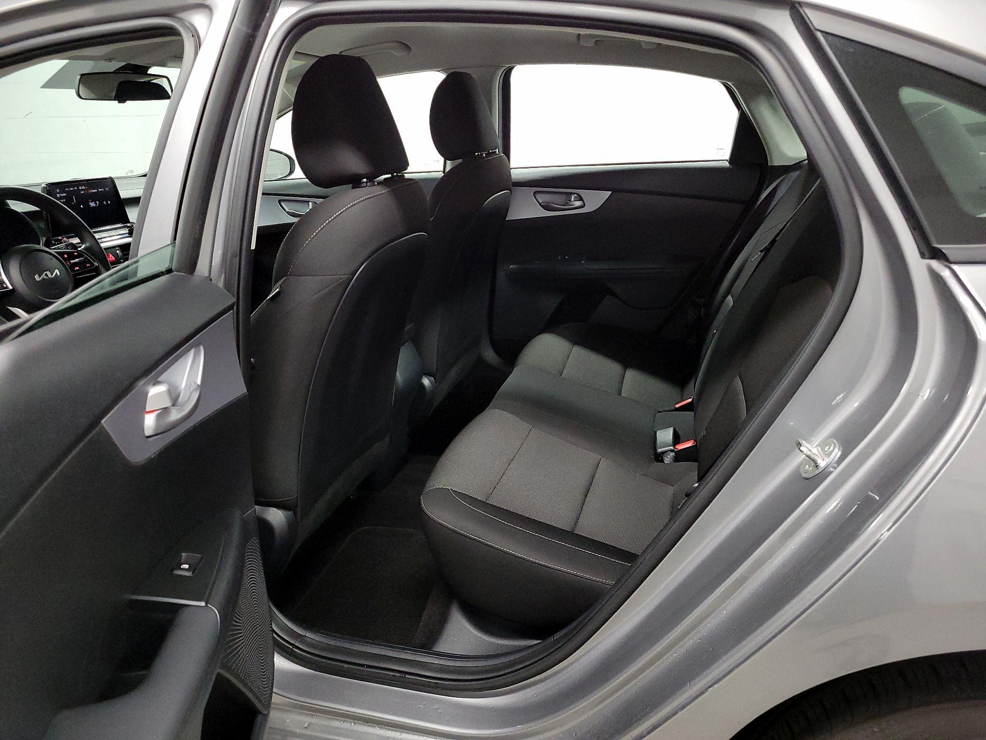 Thumbnail: 2024 Kia Forte - 17