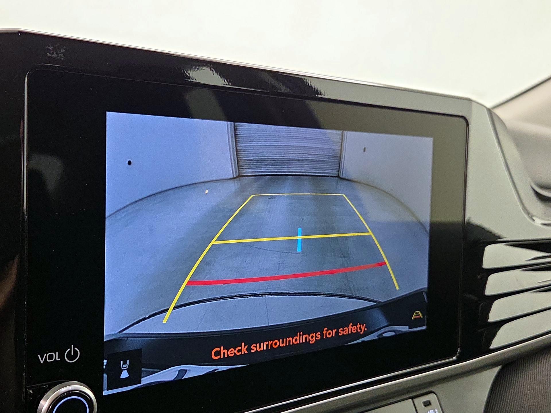 Thumbnail: 2025 Toyota Camry - 14