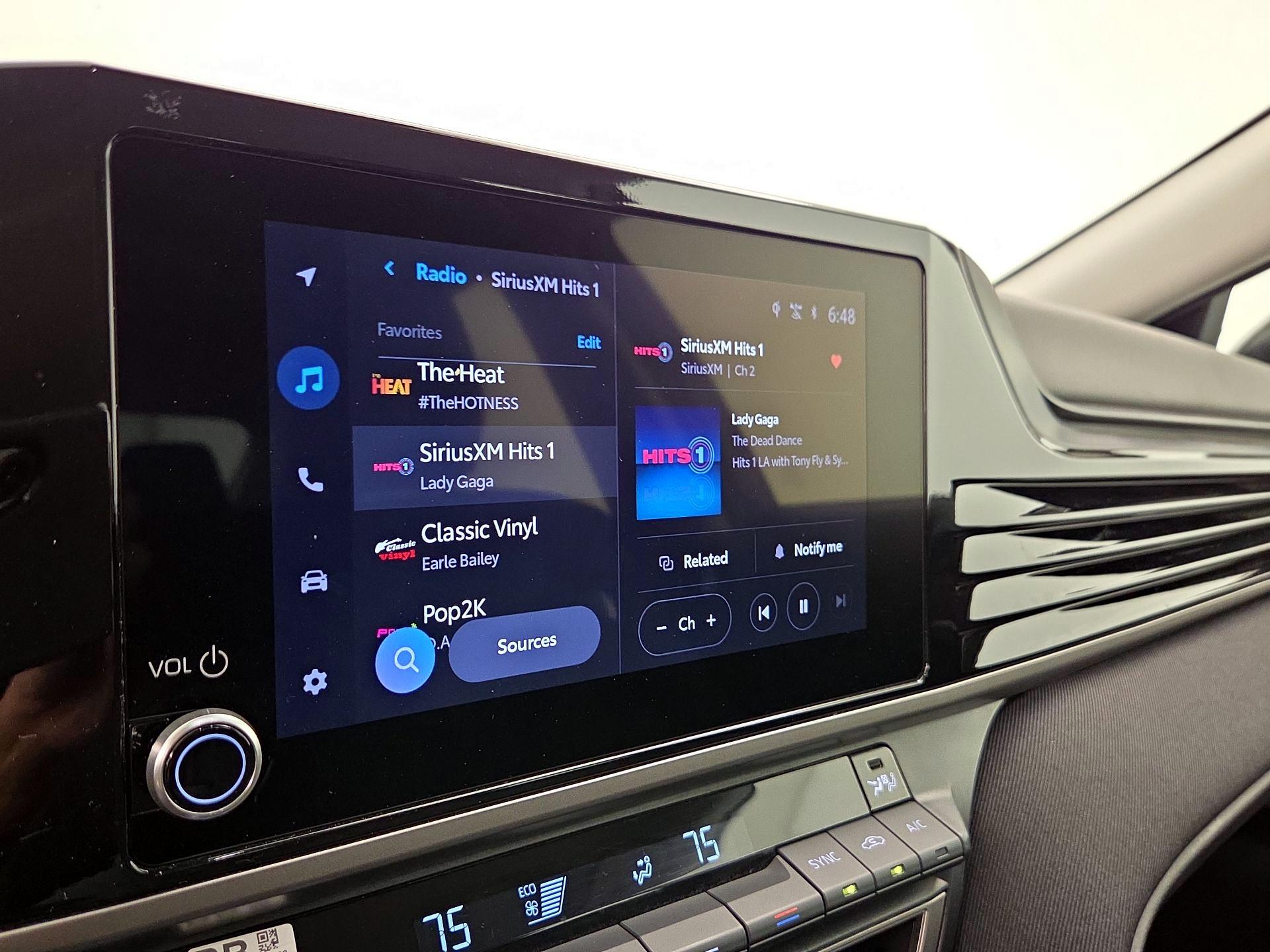 Thumbnail: 2025 Toyota Camry - 15