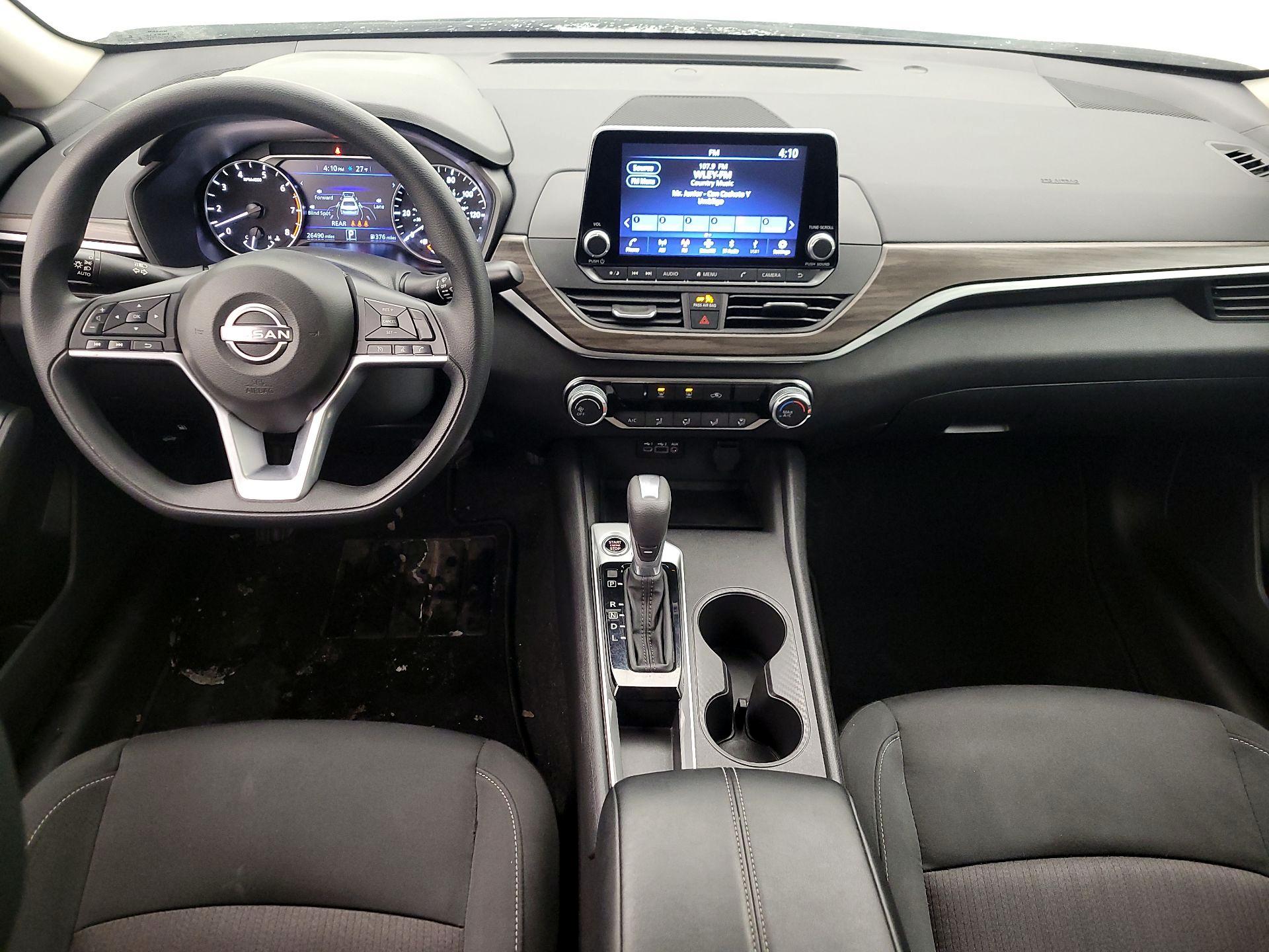 Thumbnail: 2025 Nissan Altima - 9