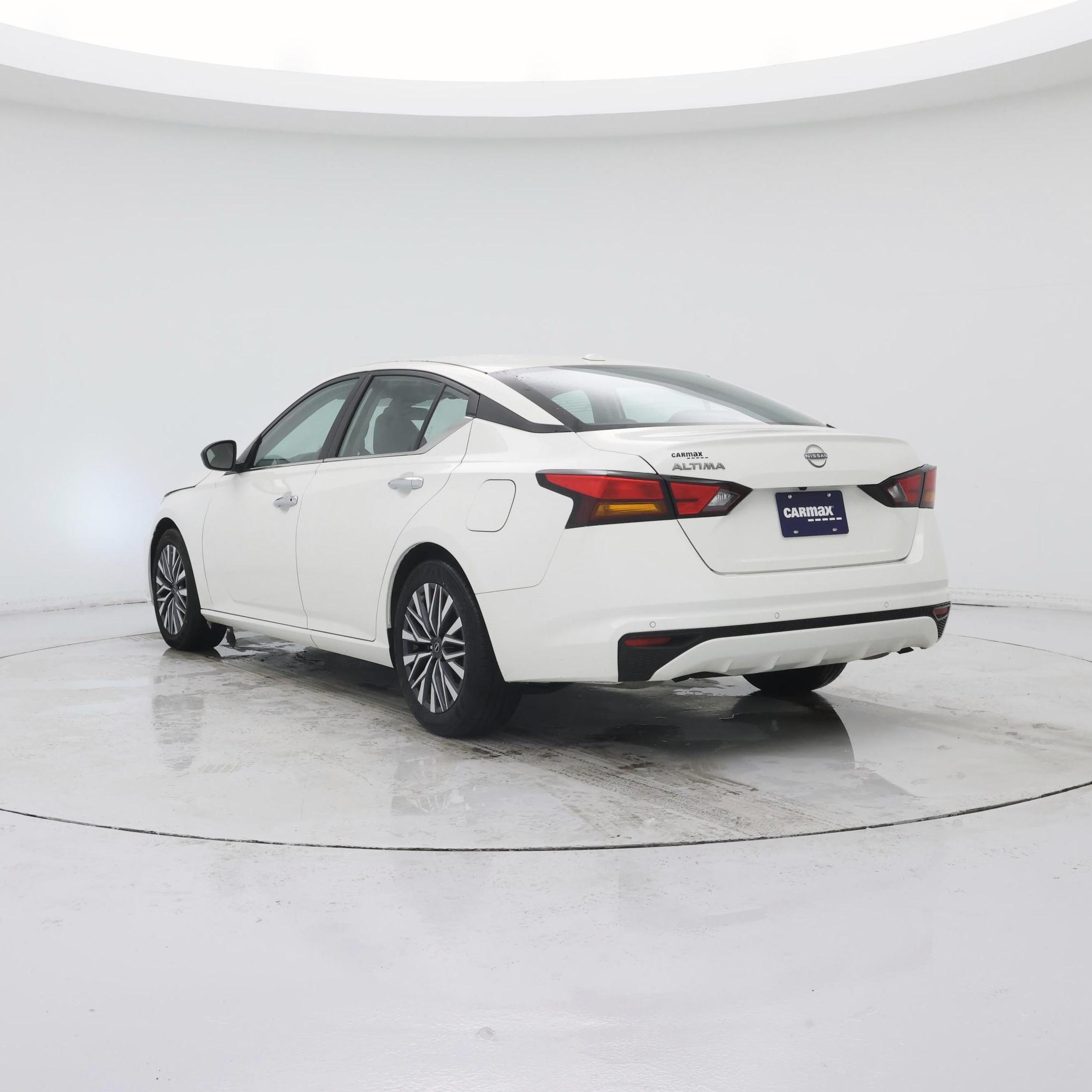 Thumbnail: 2025 Nissan Altima - 2