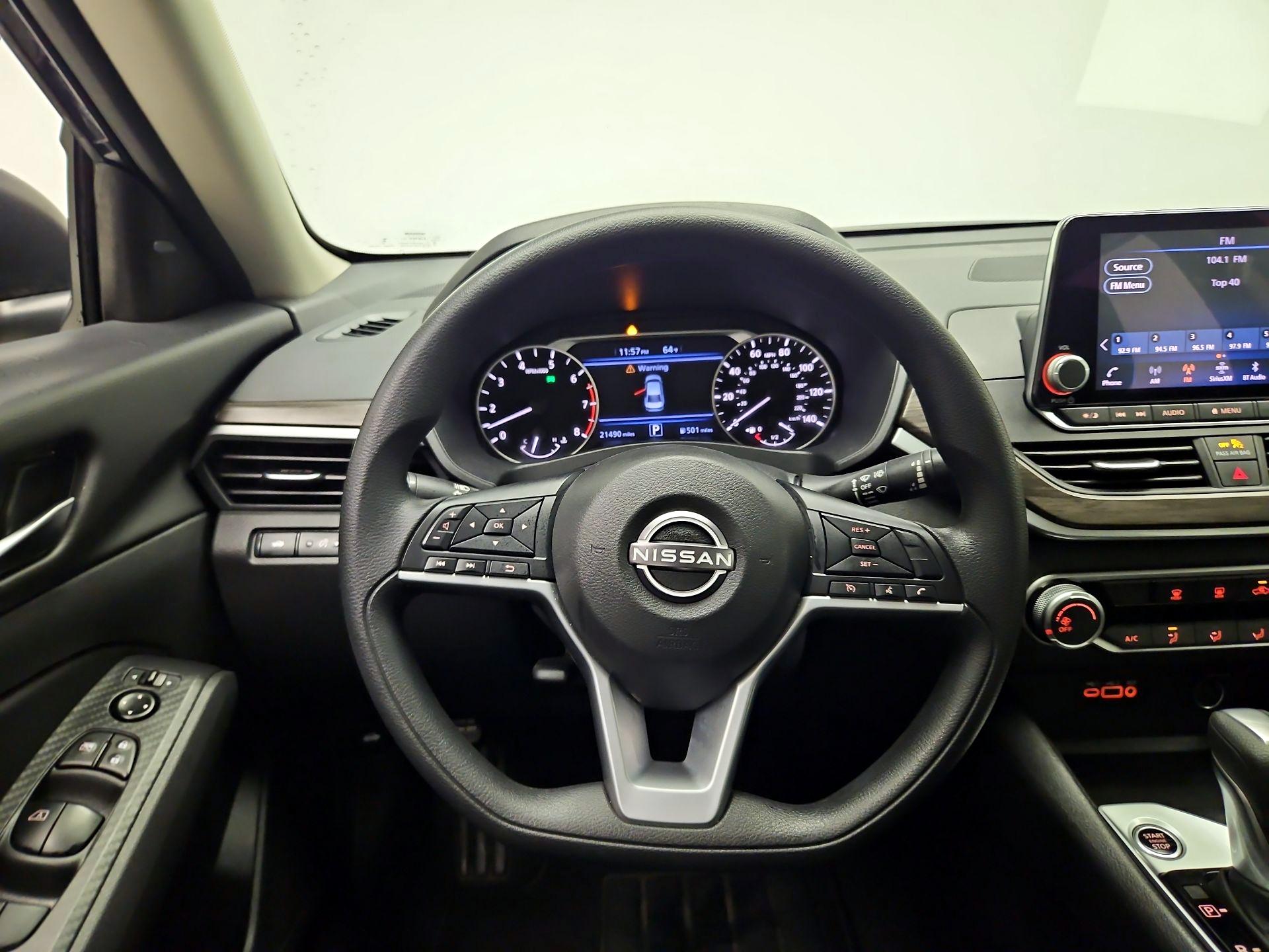 Thumbnail: 2025 Nissan Altima - 10