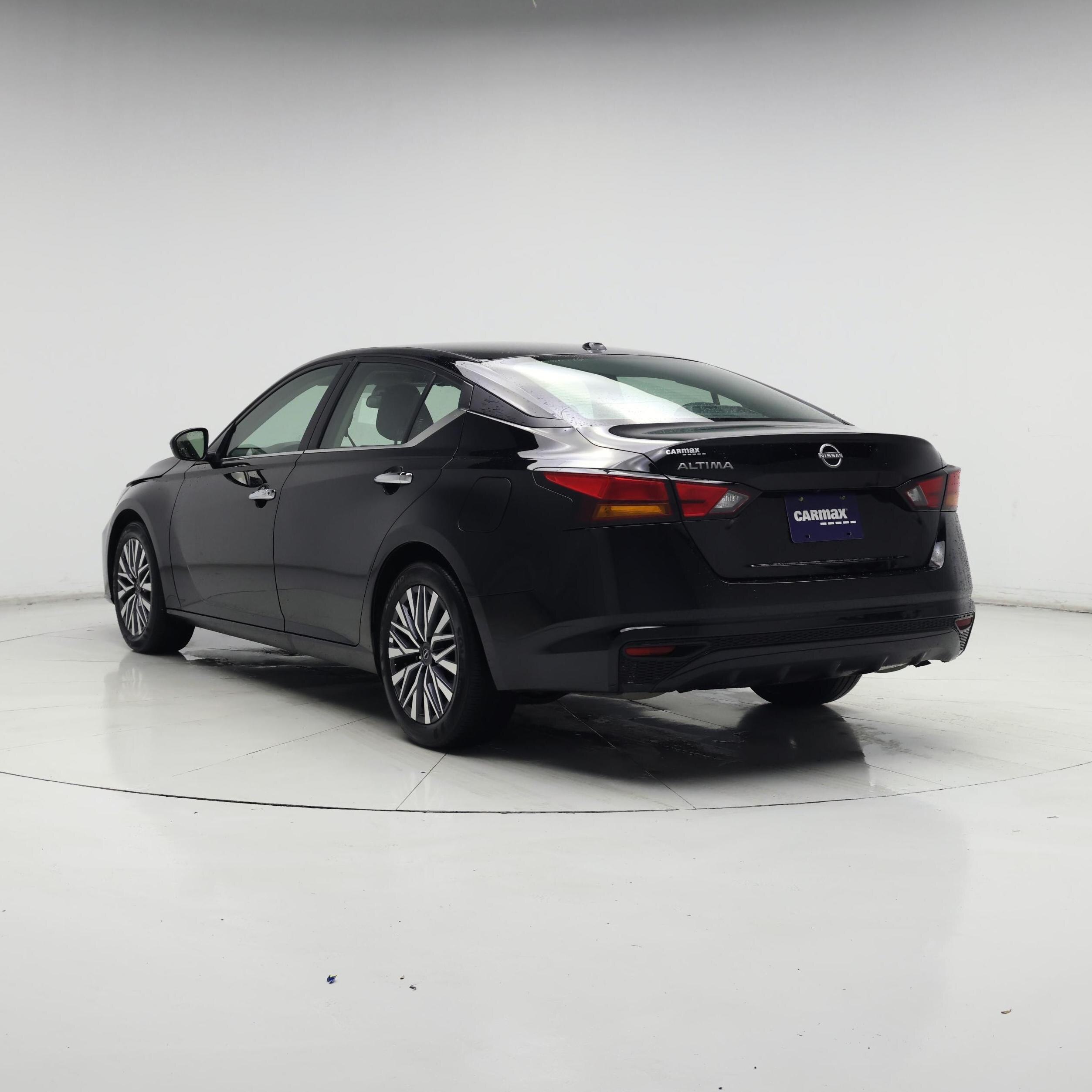 Thumbnail: 2025 Nissan Altima - 2