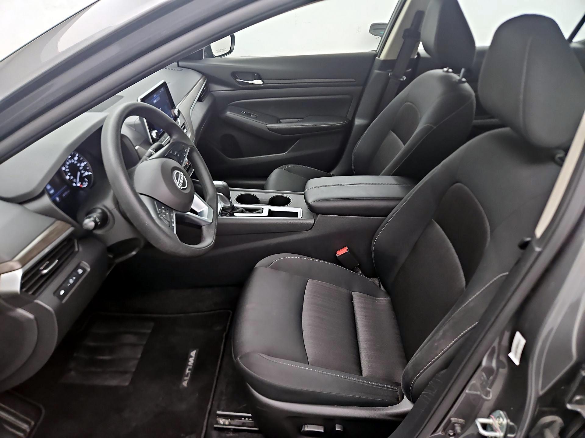 Thumbnail: 2025 Nissan Altima - 11