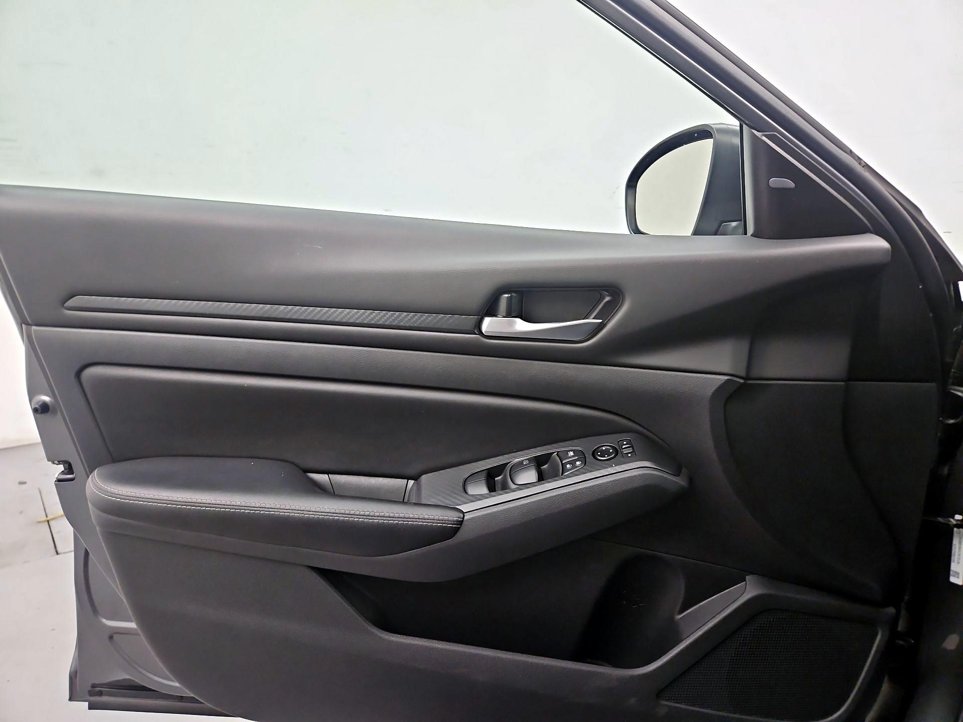 Thumbnail: 2025 Nissan Altima - 12