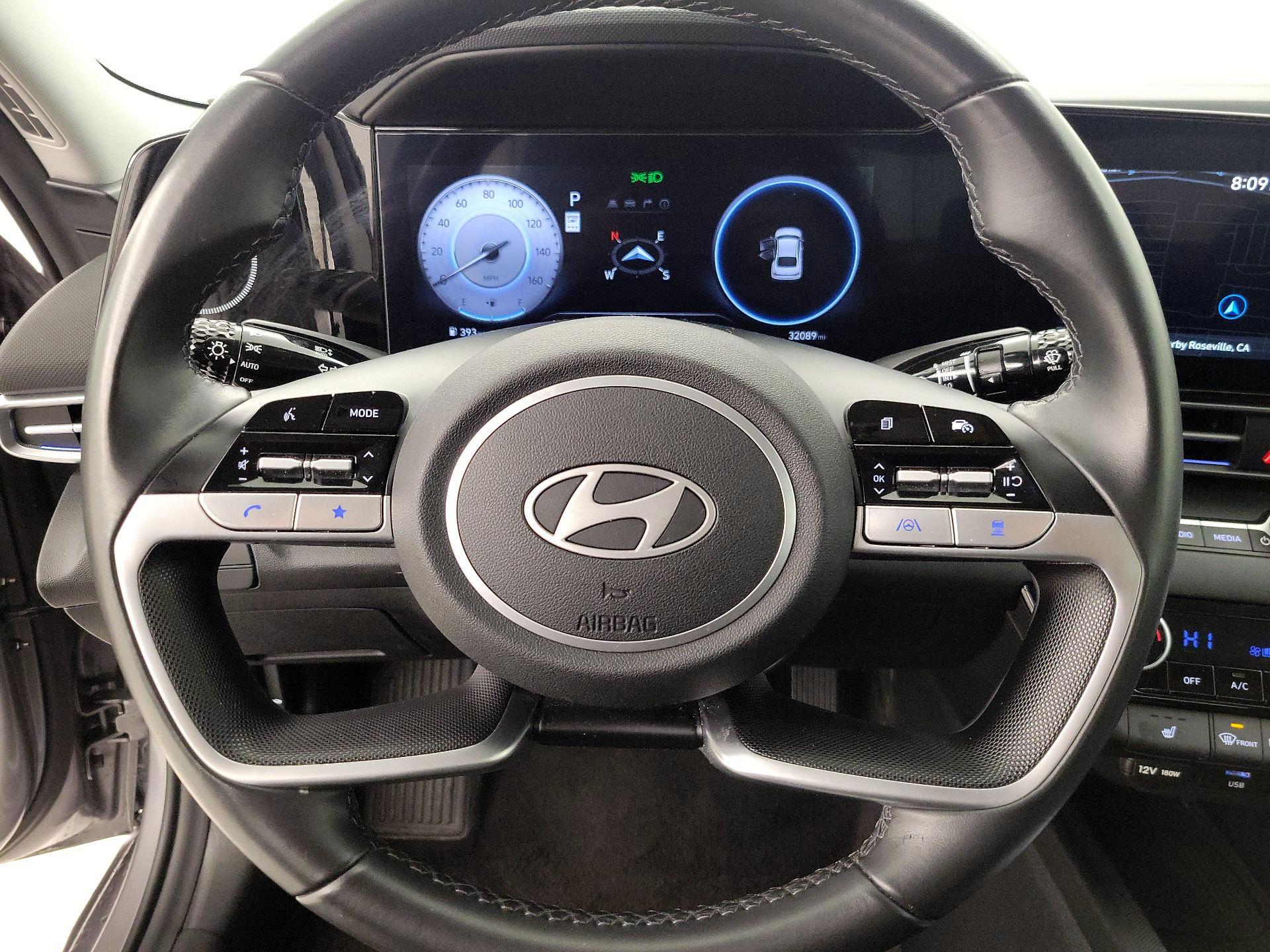 Thumbnail: 2025 Hyundai Elantra - 10