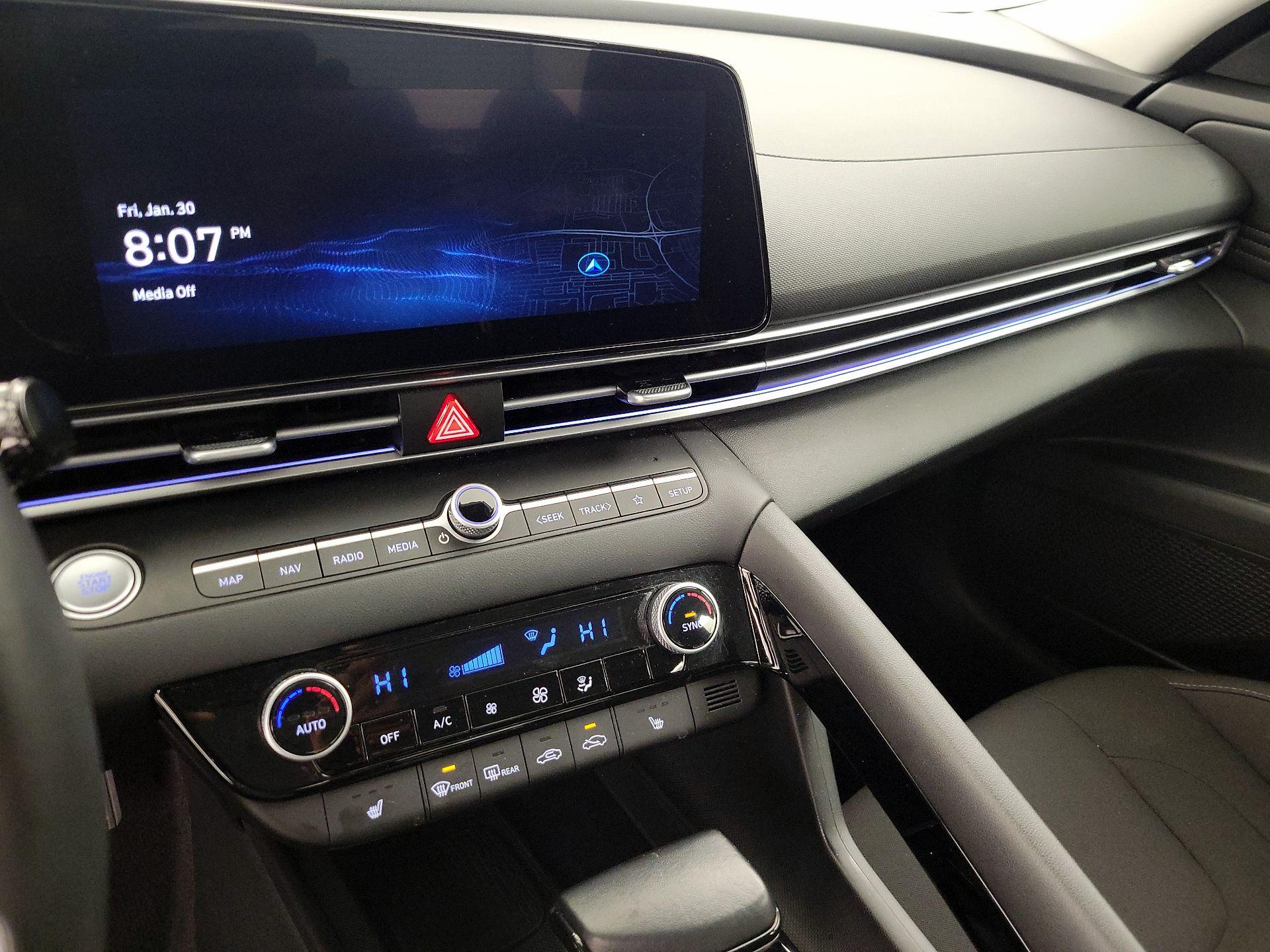 Thumbnail: 2025 Hyundai Elantra - 16