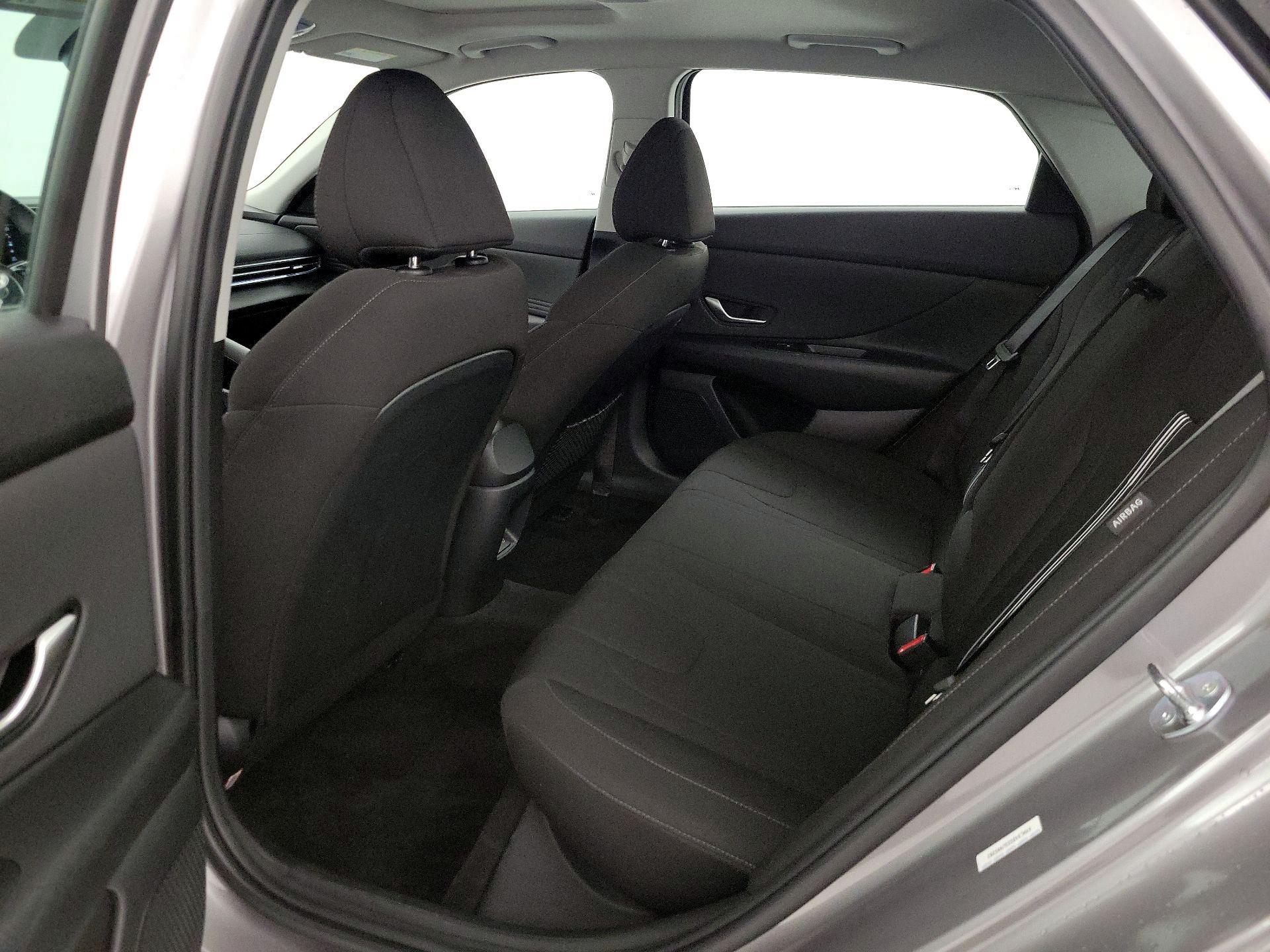 Thumbnail: 2025 Hyundai Elantra - 20