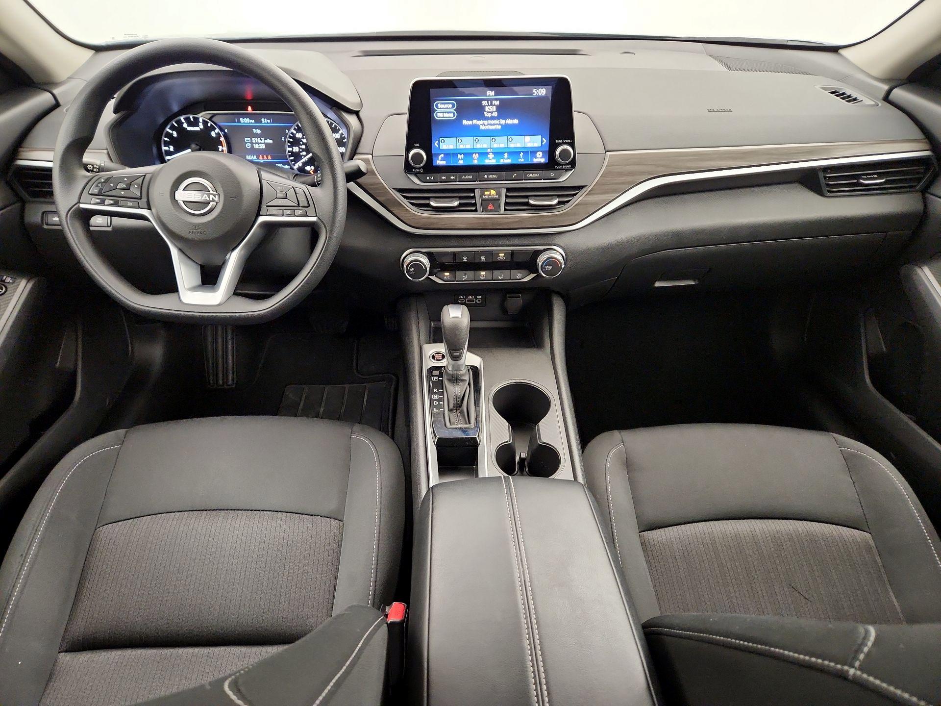 Thumbnail: 2025 Nissan Altima - 9