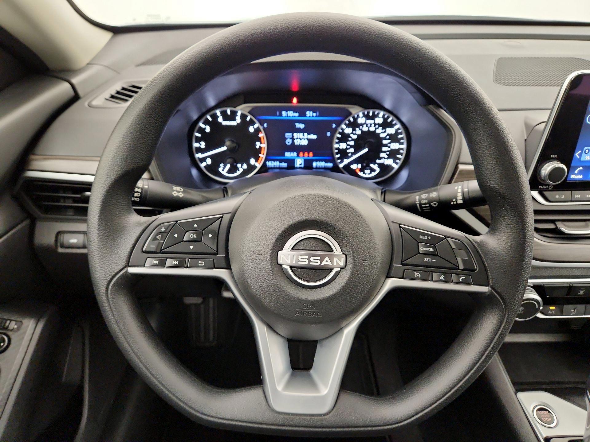 Thumbnail: 2025 Nissan Altima - 10