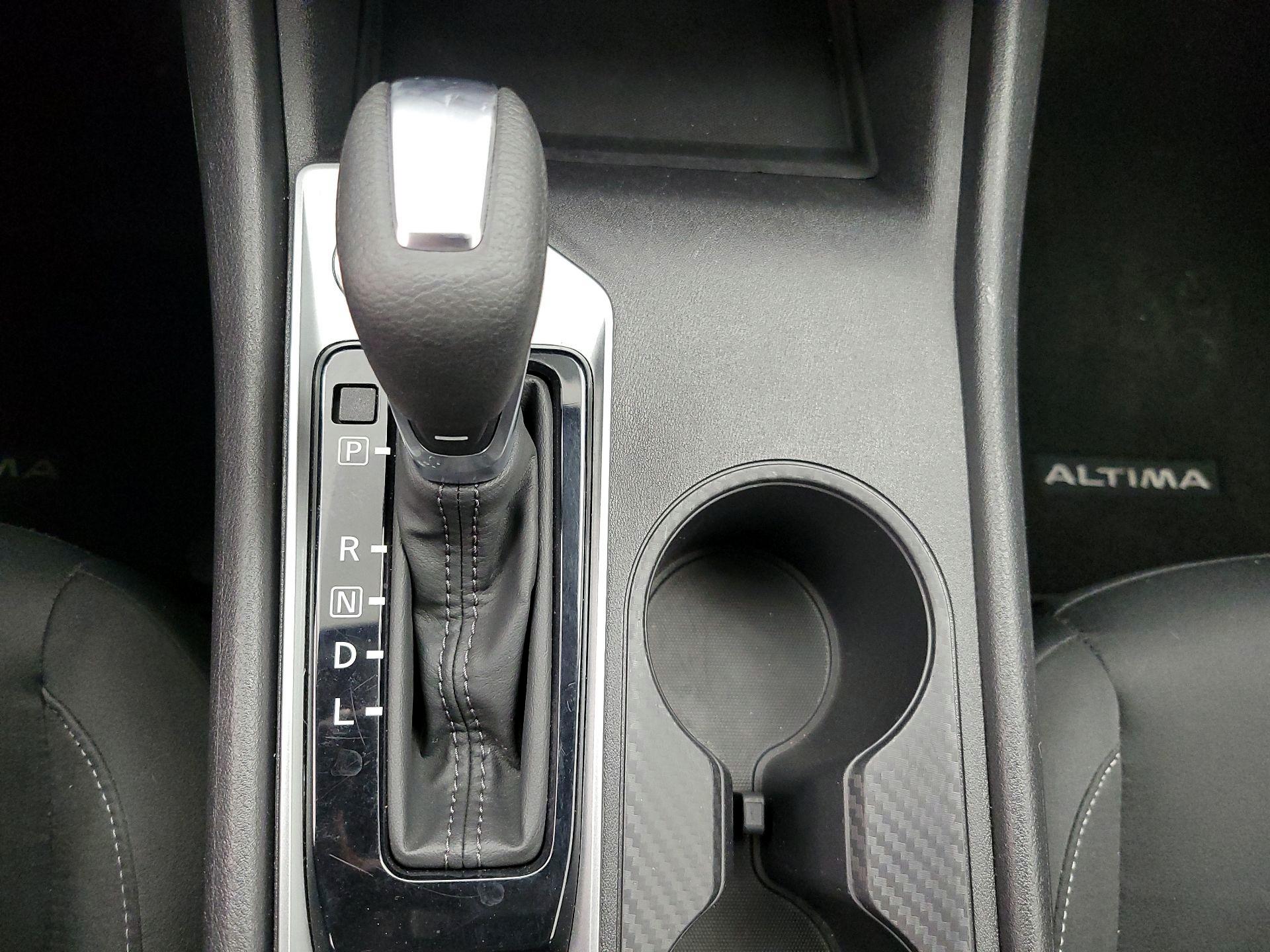 Thumbnail: 2025 Nissan Altima - 17