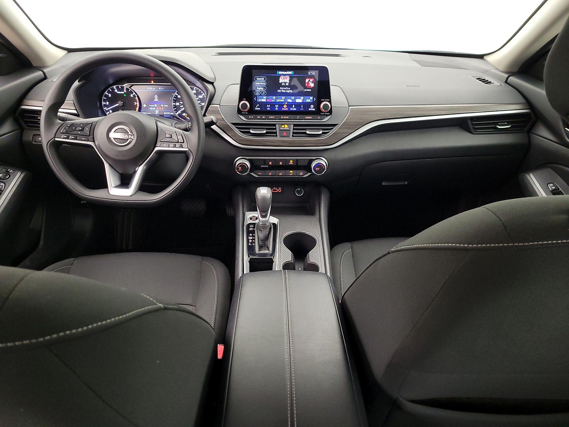 Thumbnail: 2025 Nissan Altima - 9