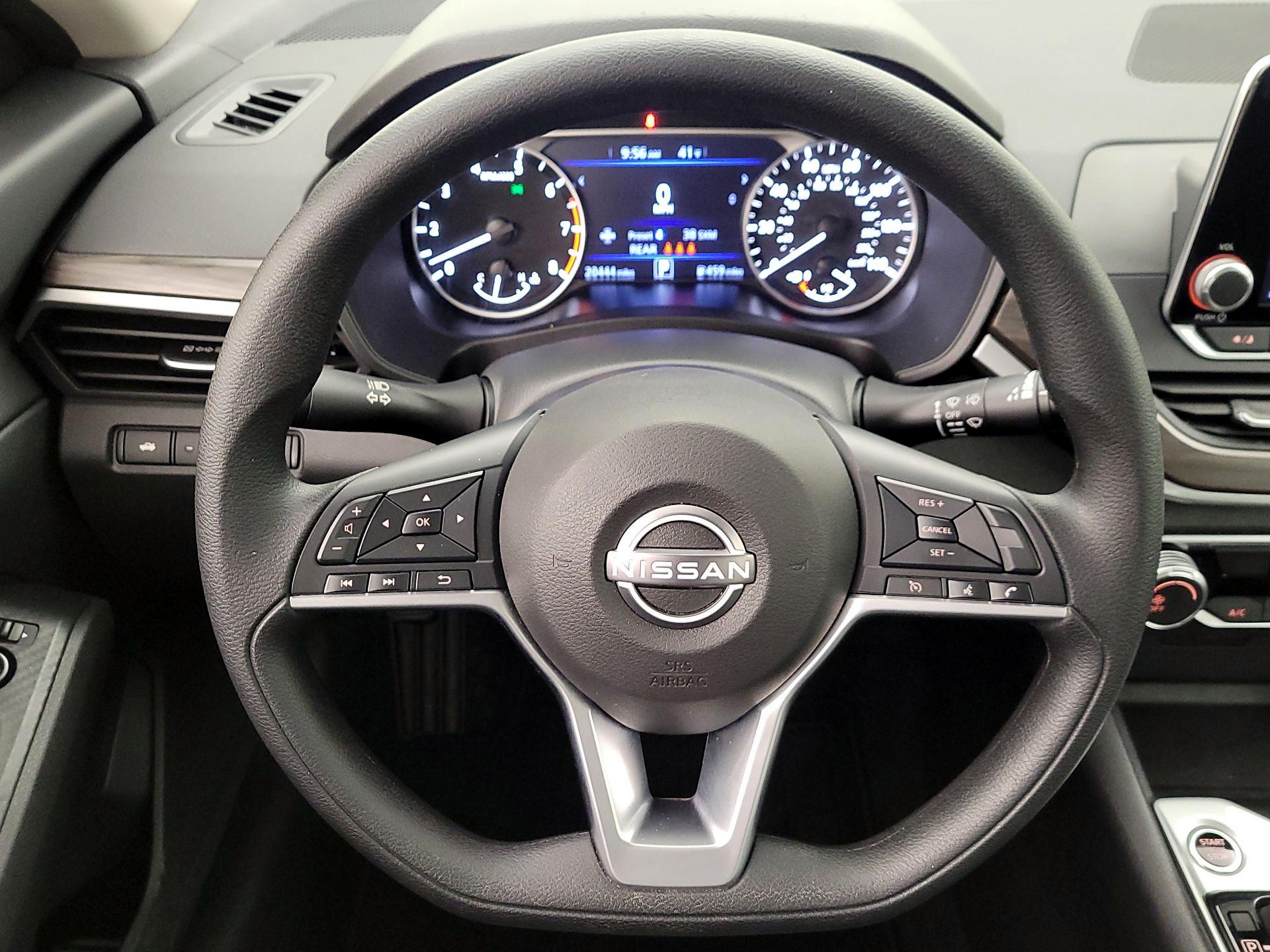 Thumbnail: 2025 Nissan Altima - 10