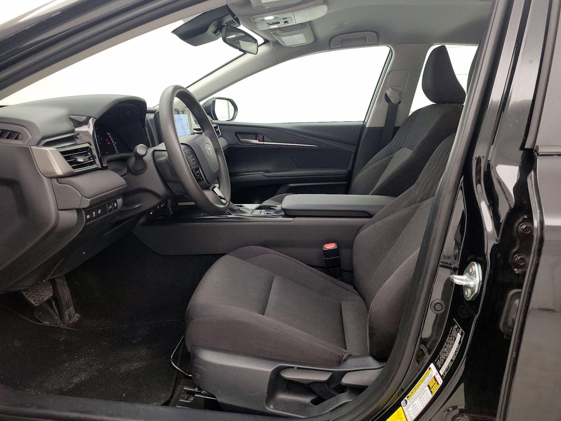 Thumbnail: 2025 Toyota Camry - 11