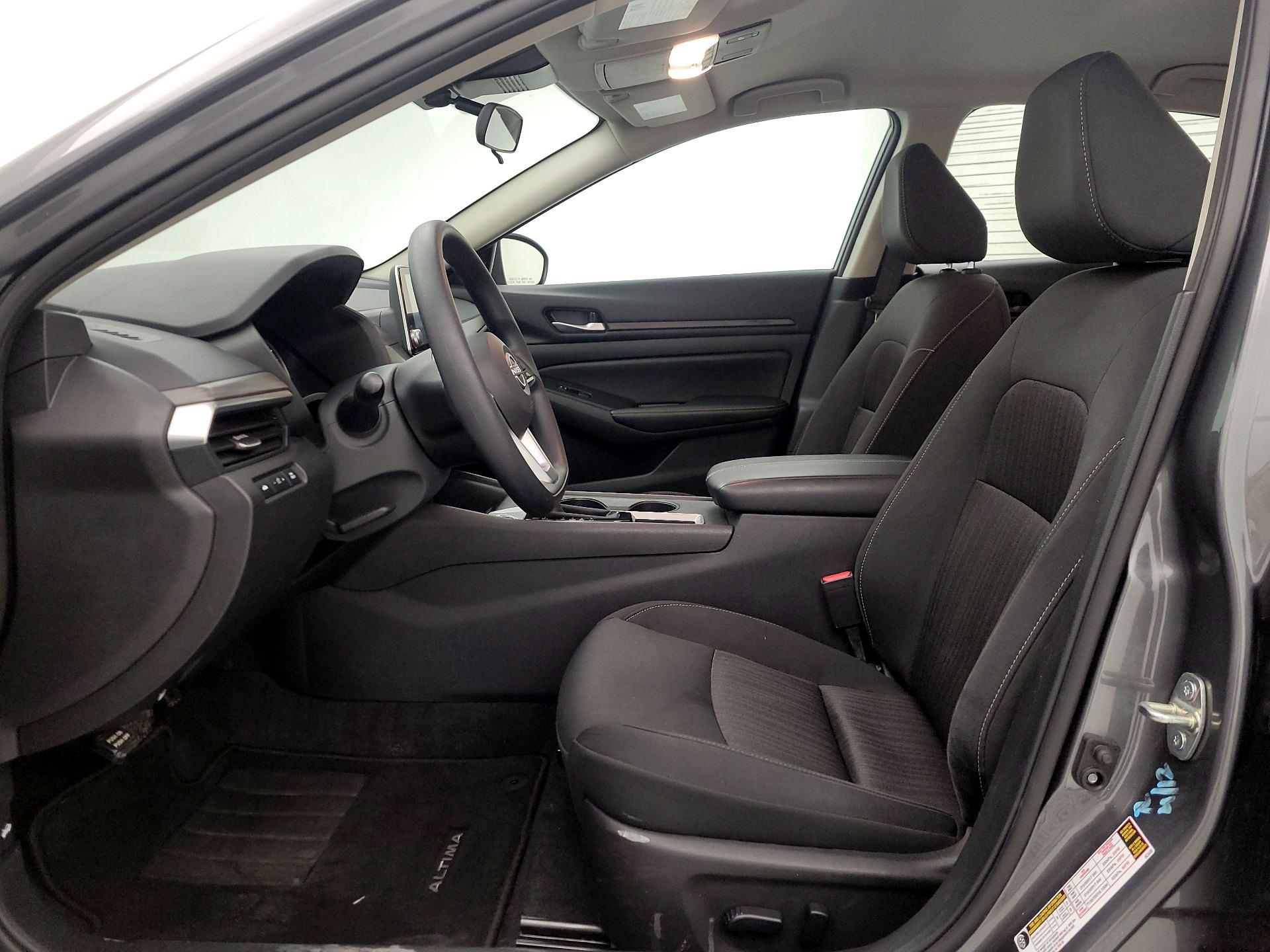 Thumbnail: 2025 Nissan Altima - 11