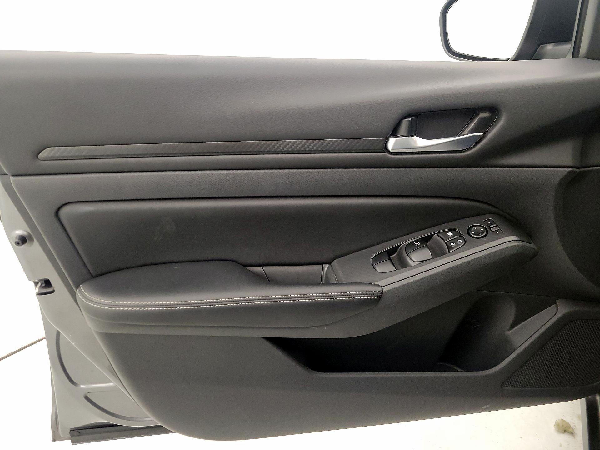 Thumbnail: 2025 Nissan Altima - 12