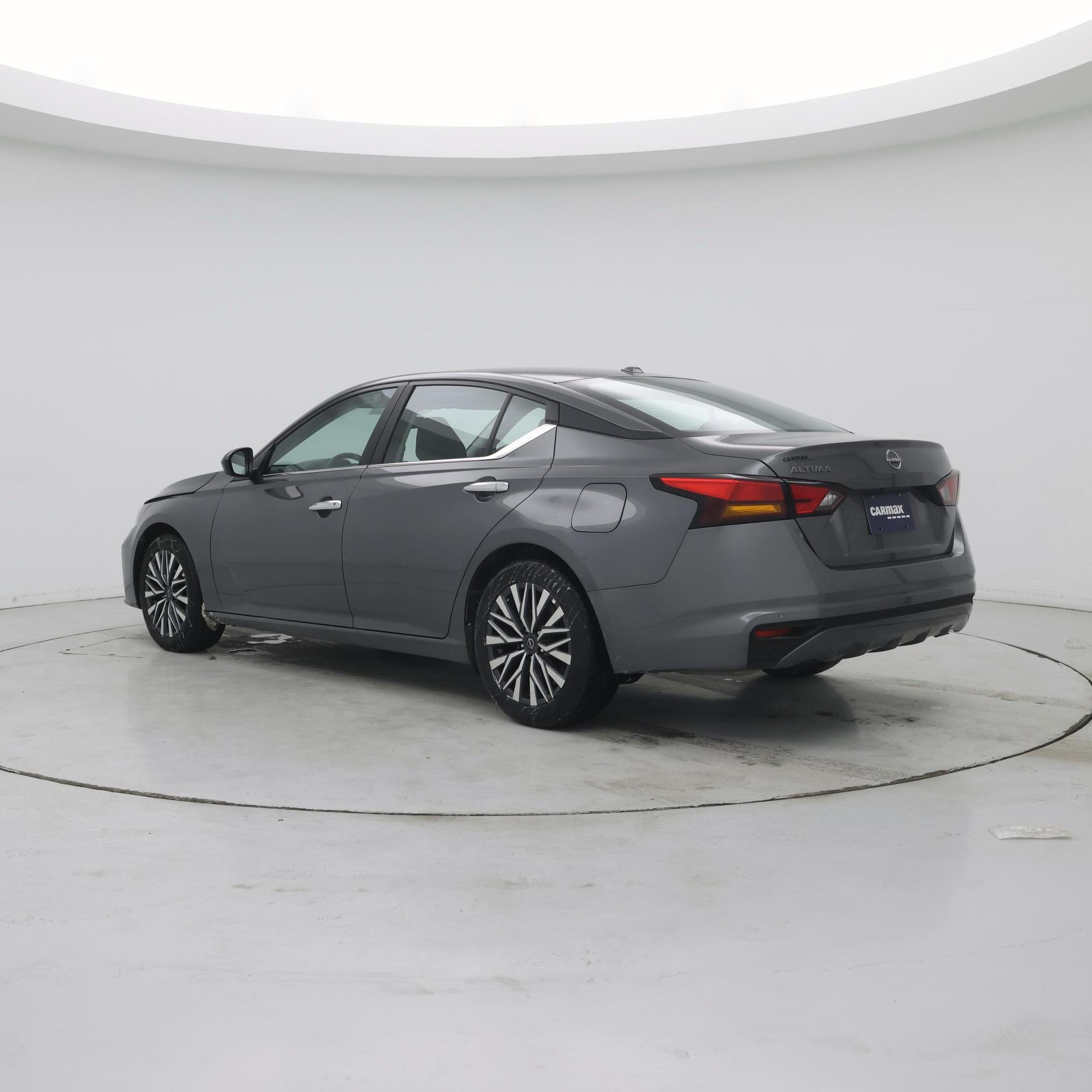 Thumbnail: 2025 Nissan Altima - 2