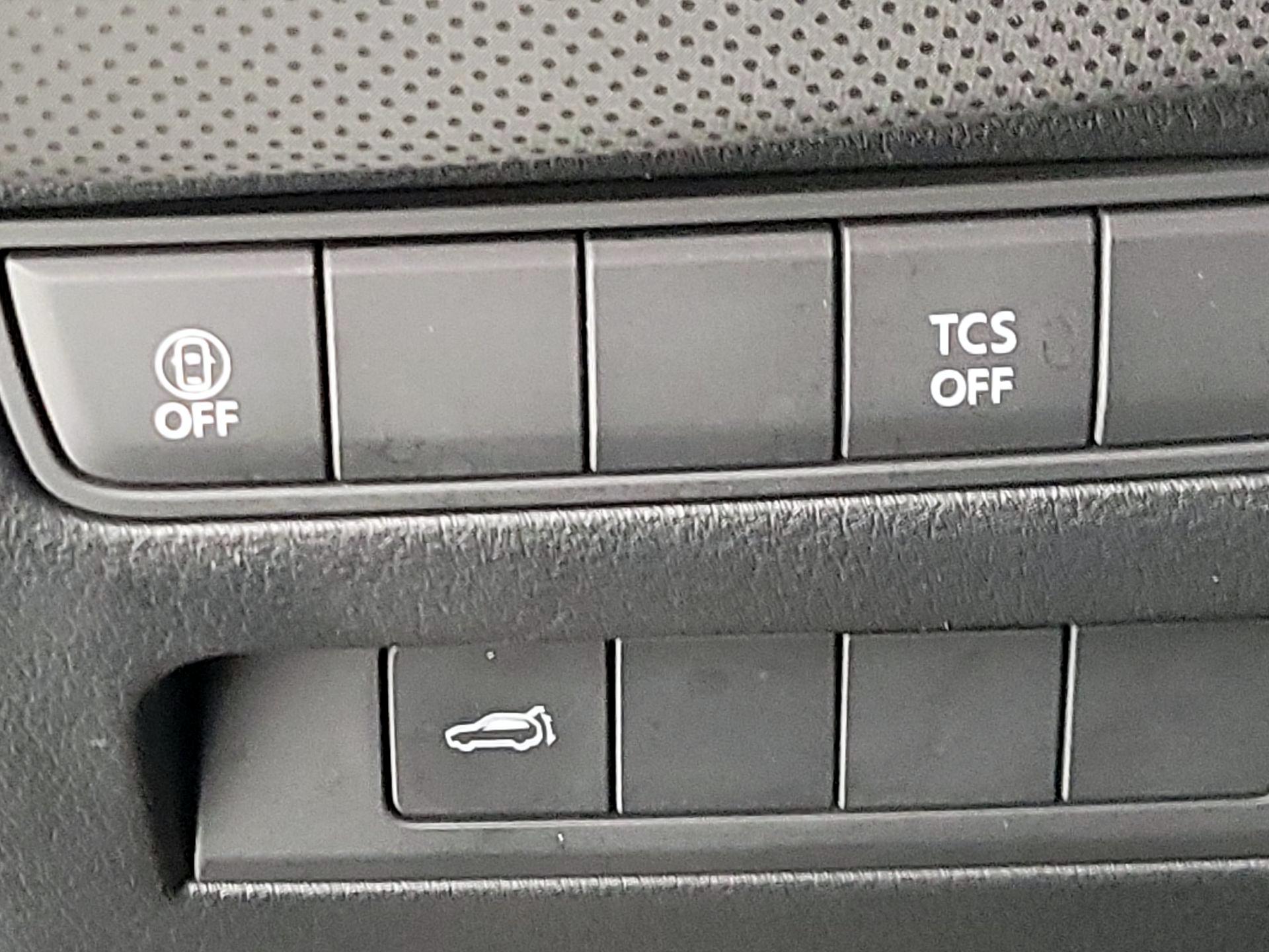 Thumbnail: 2025 Mazda CX-50 - 13