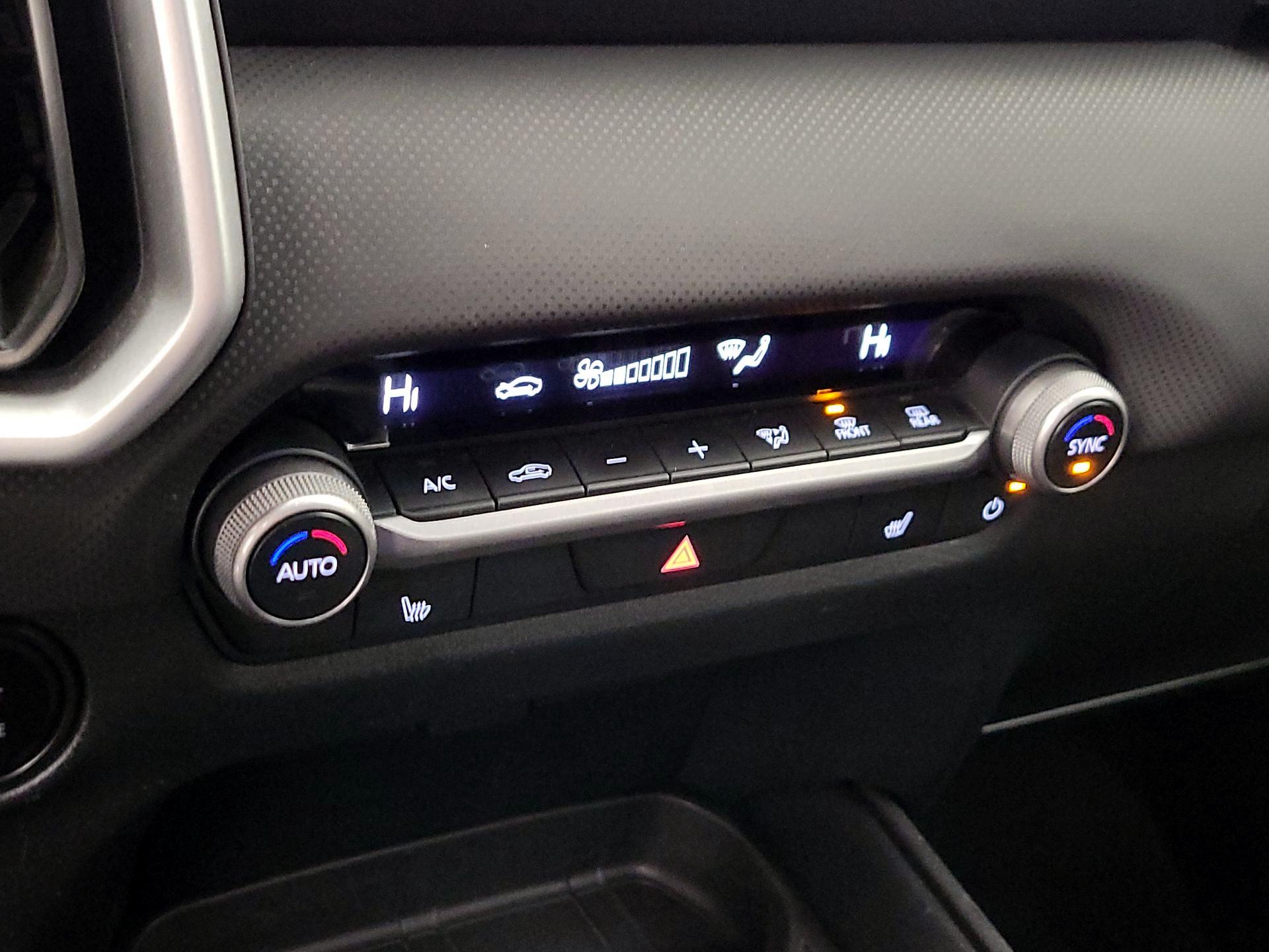 Thumbnail: 2025 Mazda CX-50 - 16