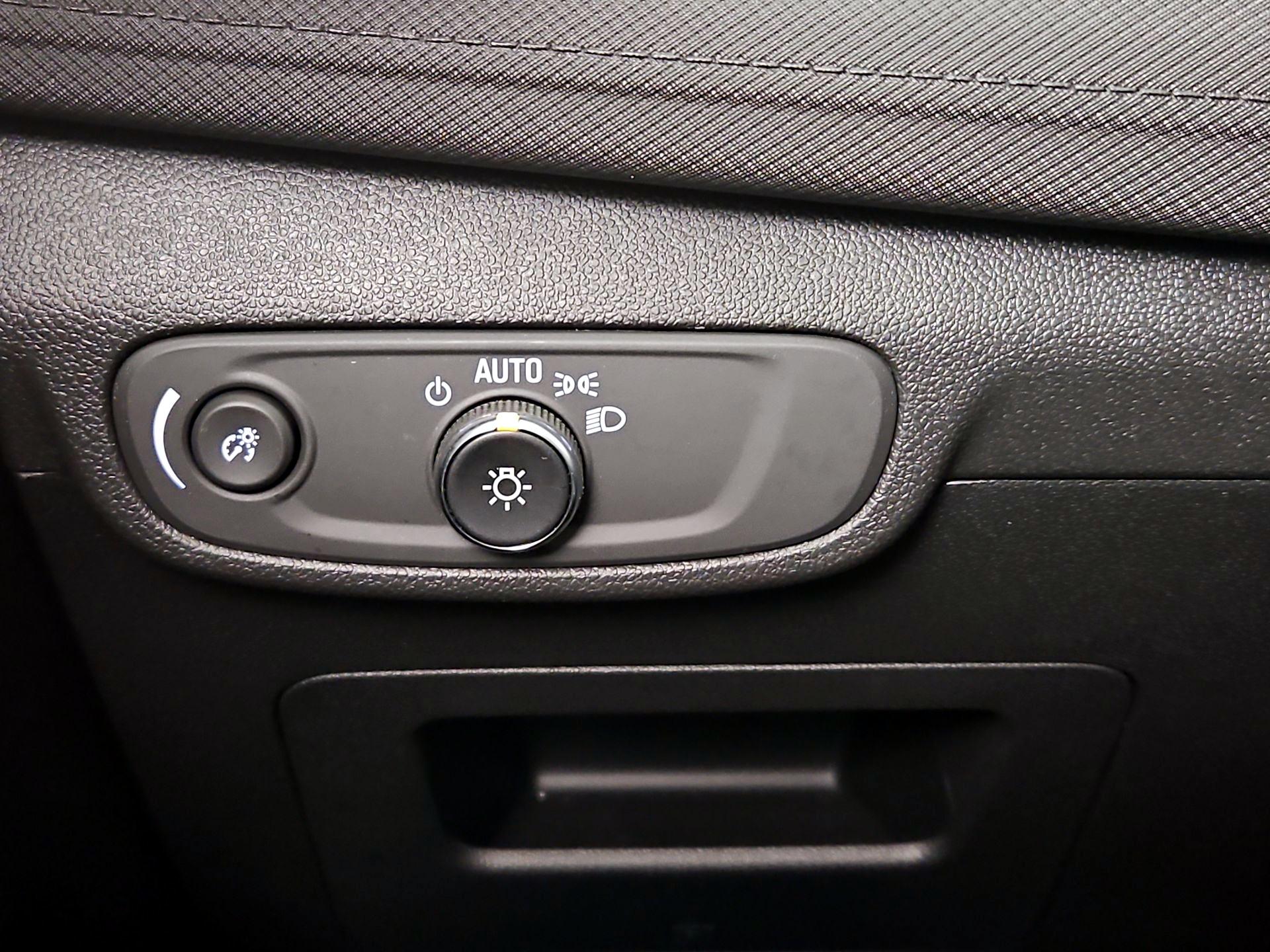 Thumbnail: 2025 Chevrolet TrailBlazer - 13