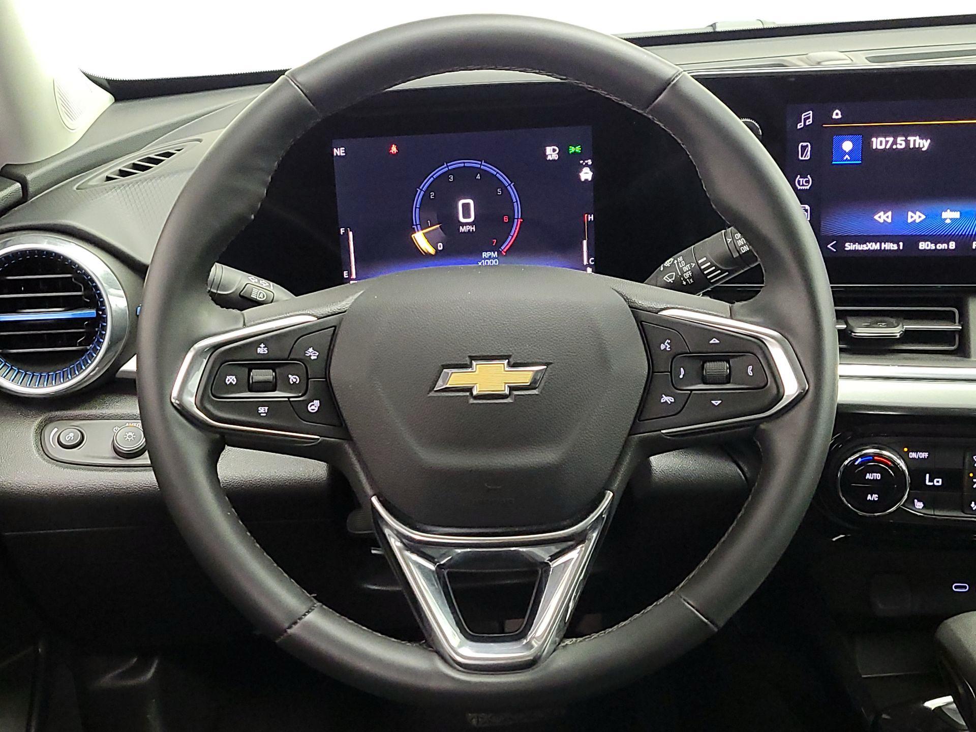 Thumbnail: 2025 Chevrolet Trax - 10