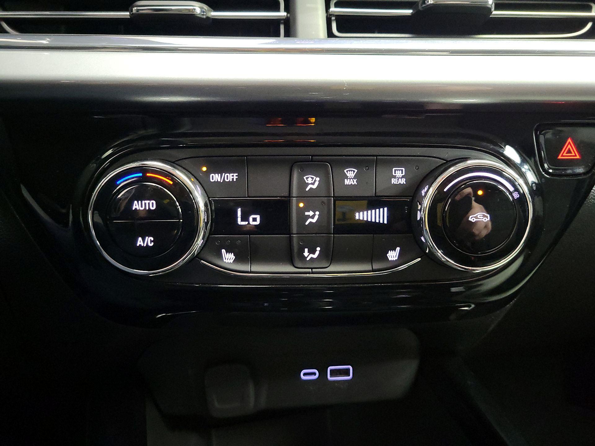 Thumbnail: 2025 Chevrolet Trax - 16