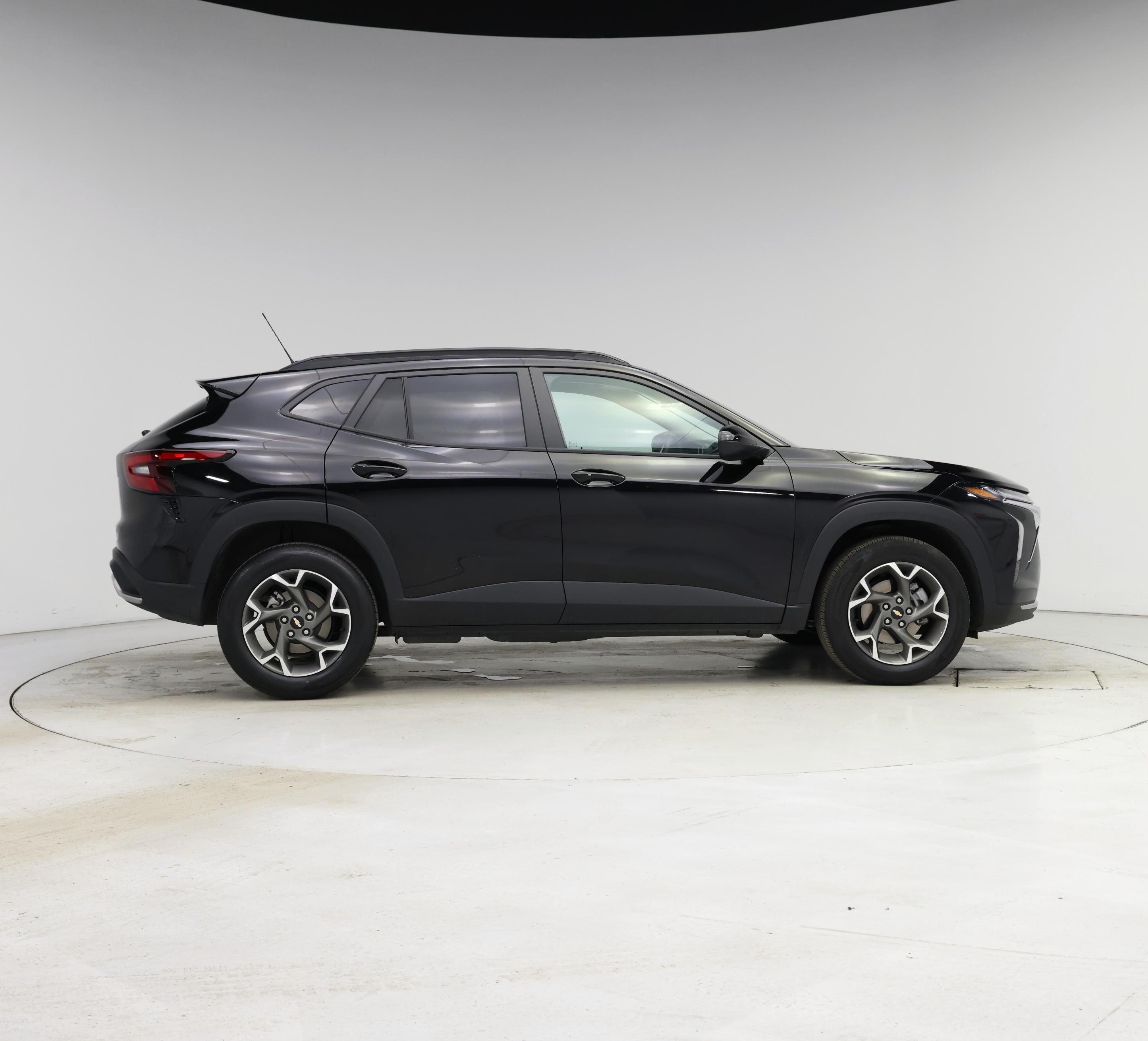 Thumbnail: 2025 Chevrolet Trax - 7