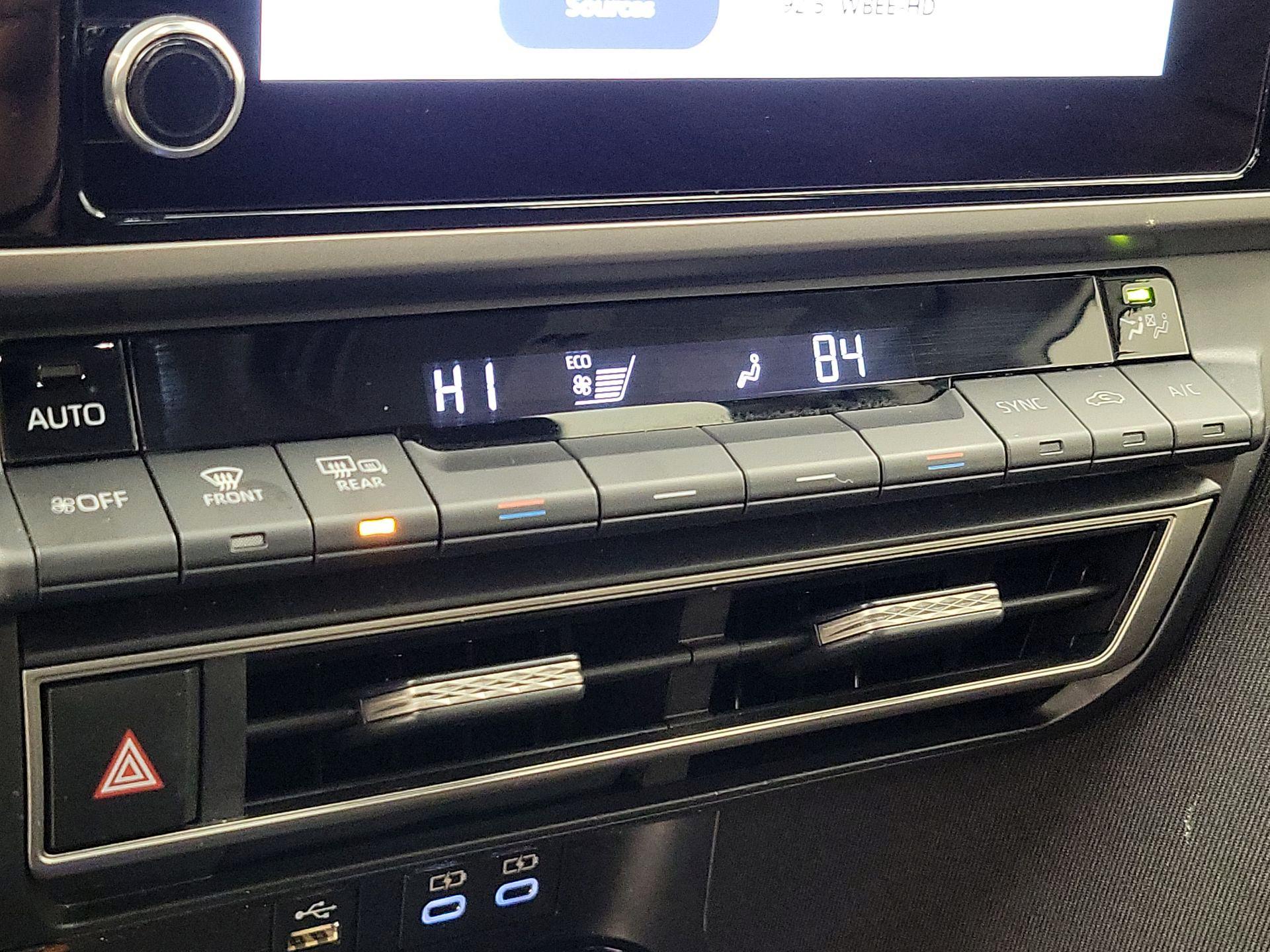 Thumbnail: 2025 Toyota Camry - 16